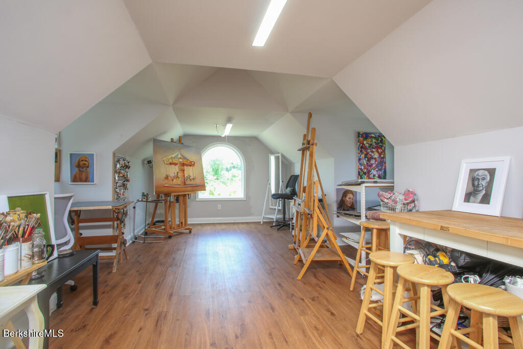 5 Silver Mine Ln
