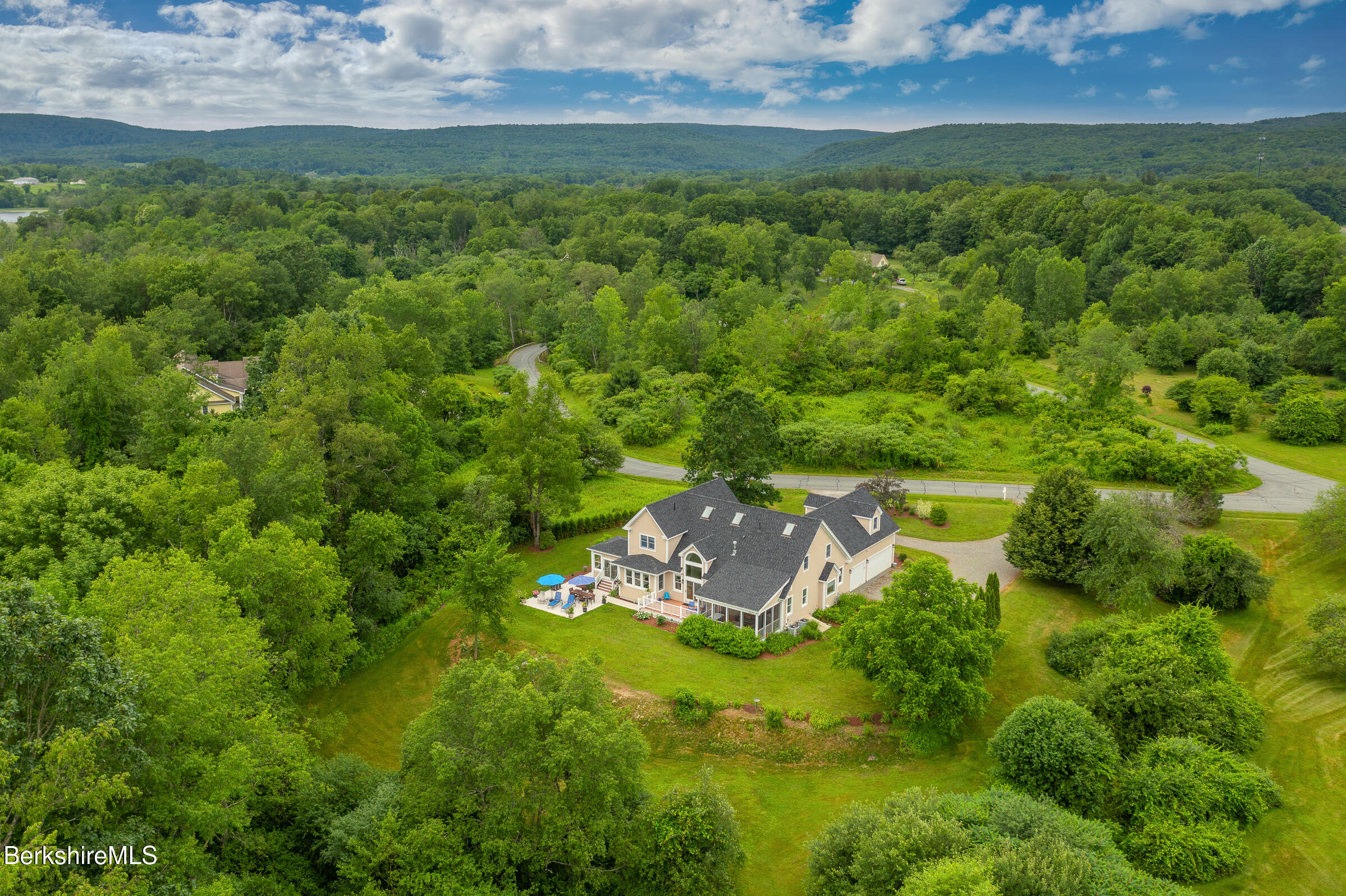5 Silver Mine Ln