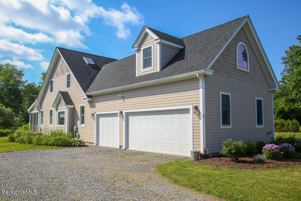 5 Silver Mine Ln