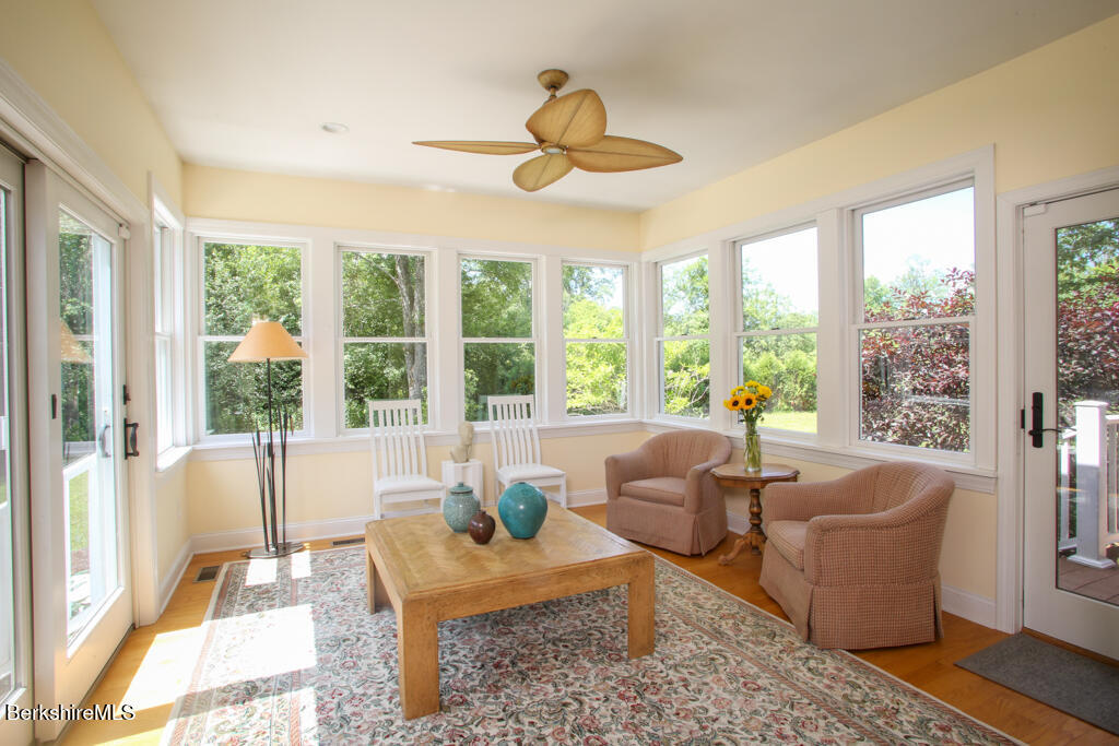 5 Silver Mine Ln