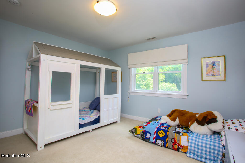5 Silver Mine Ln