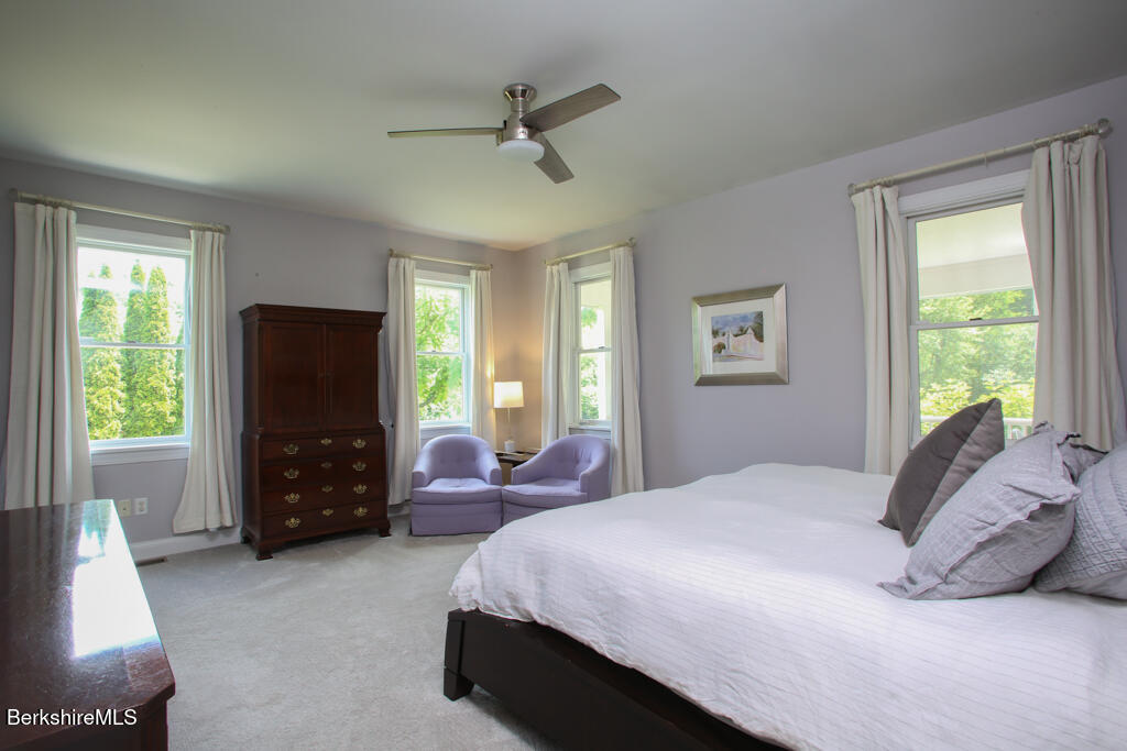 5 Silver Mine Ln