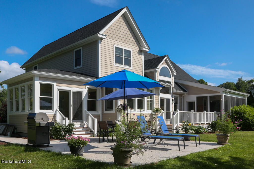 5 Silver Mine Ln