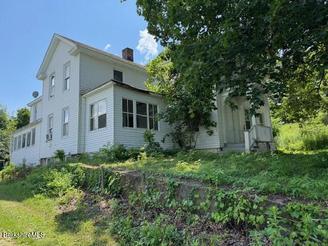 15 Golden Hill Rd