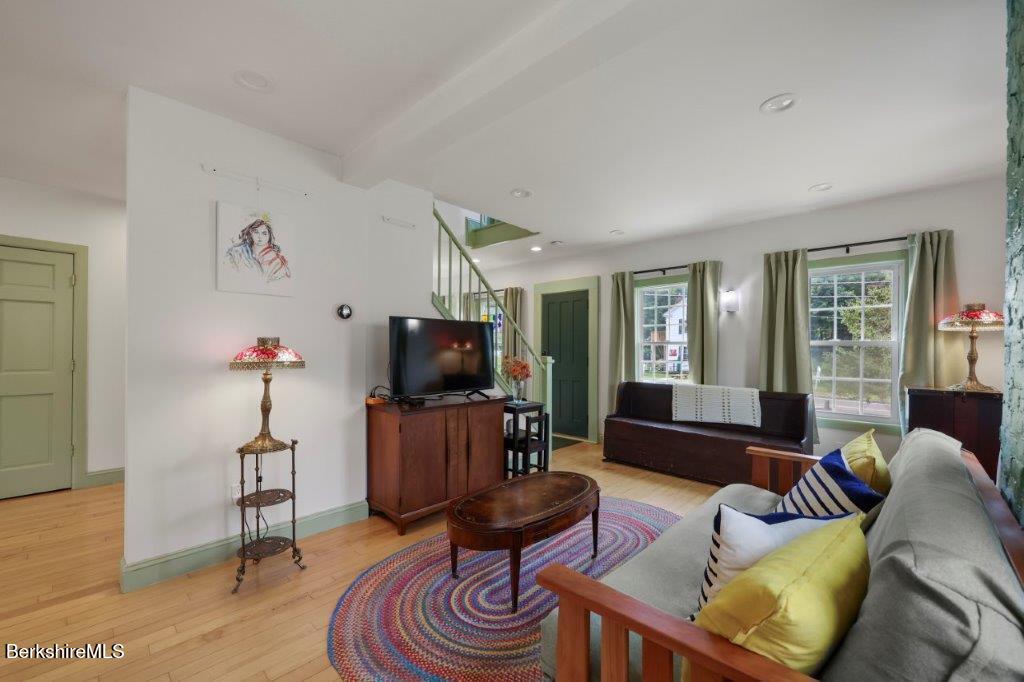 3238 Main St