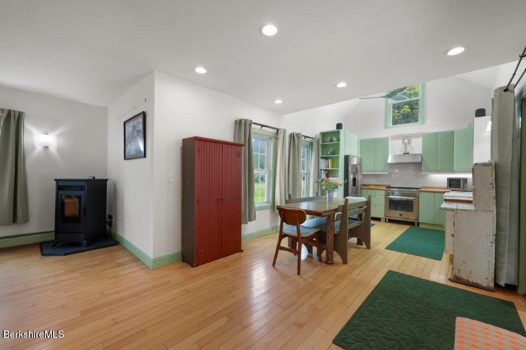 3238 Main St