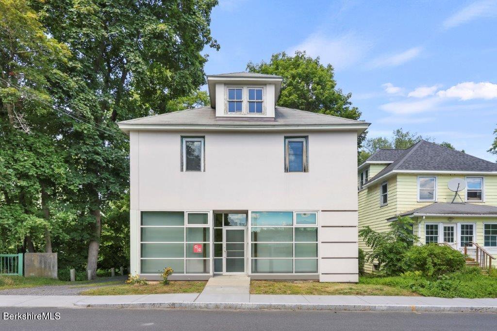 113 Bridge St