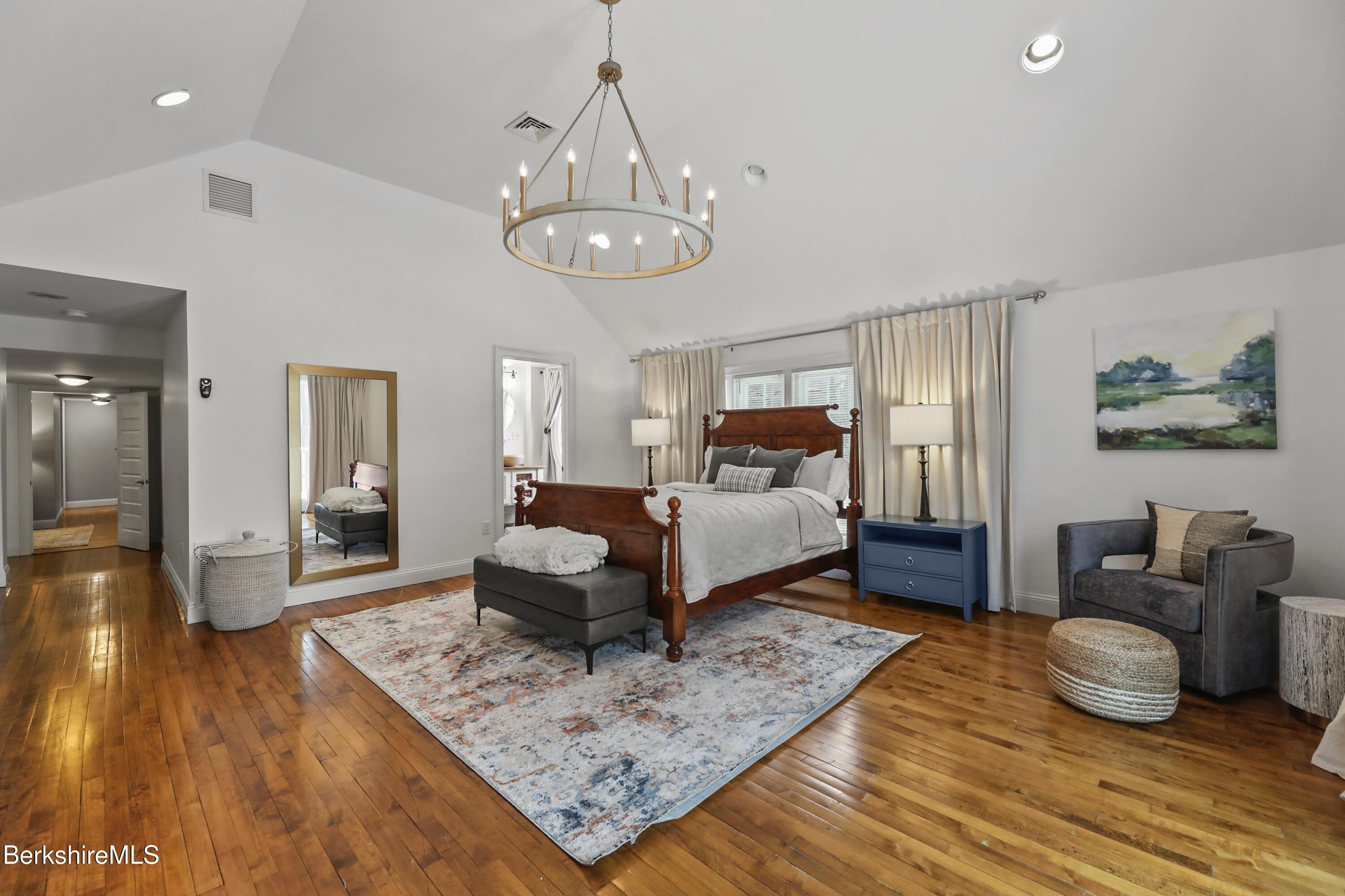 1 Devon Rd