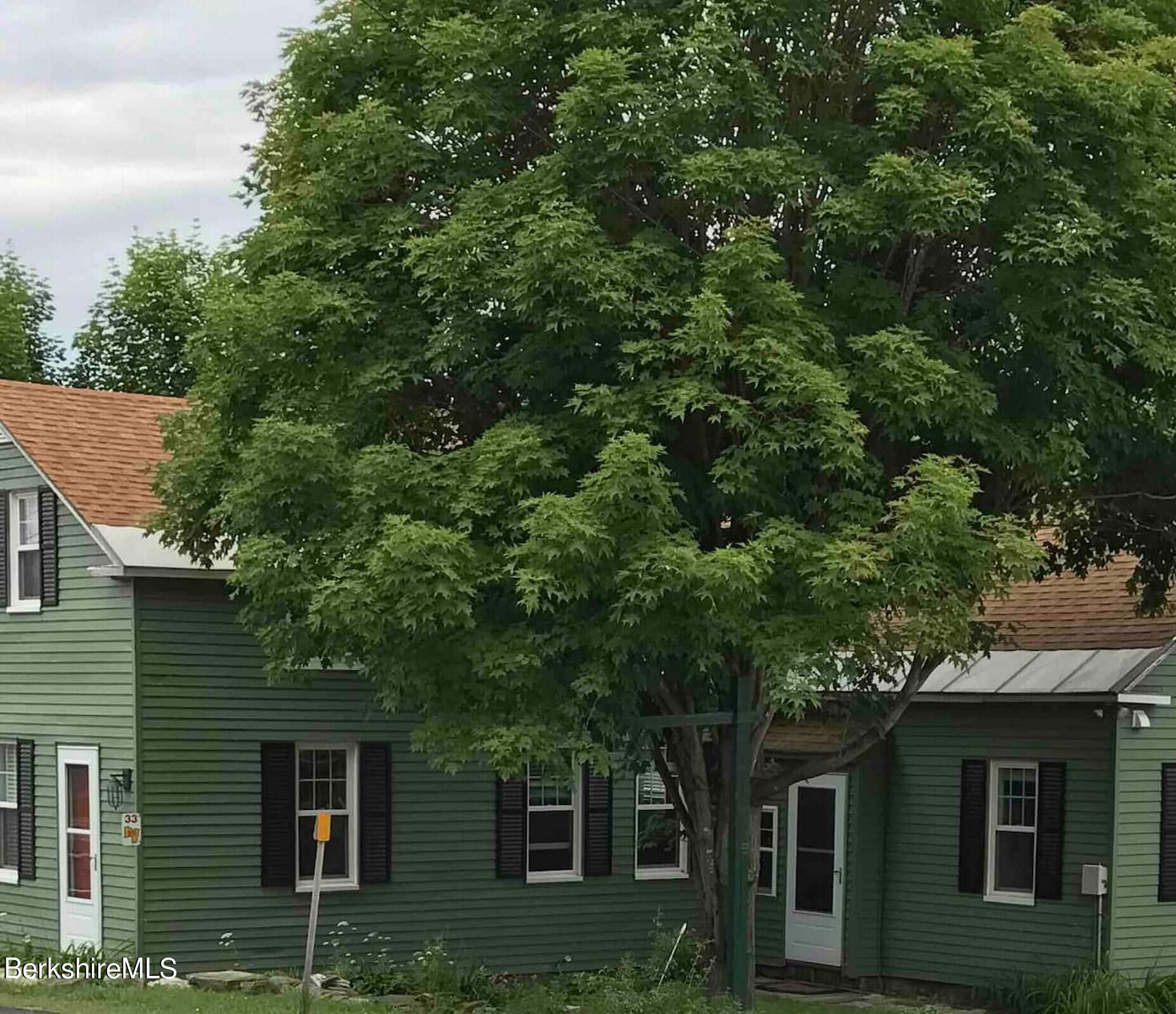 33 South Main Rd