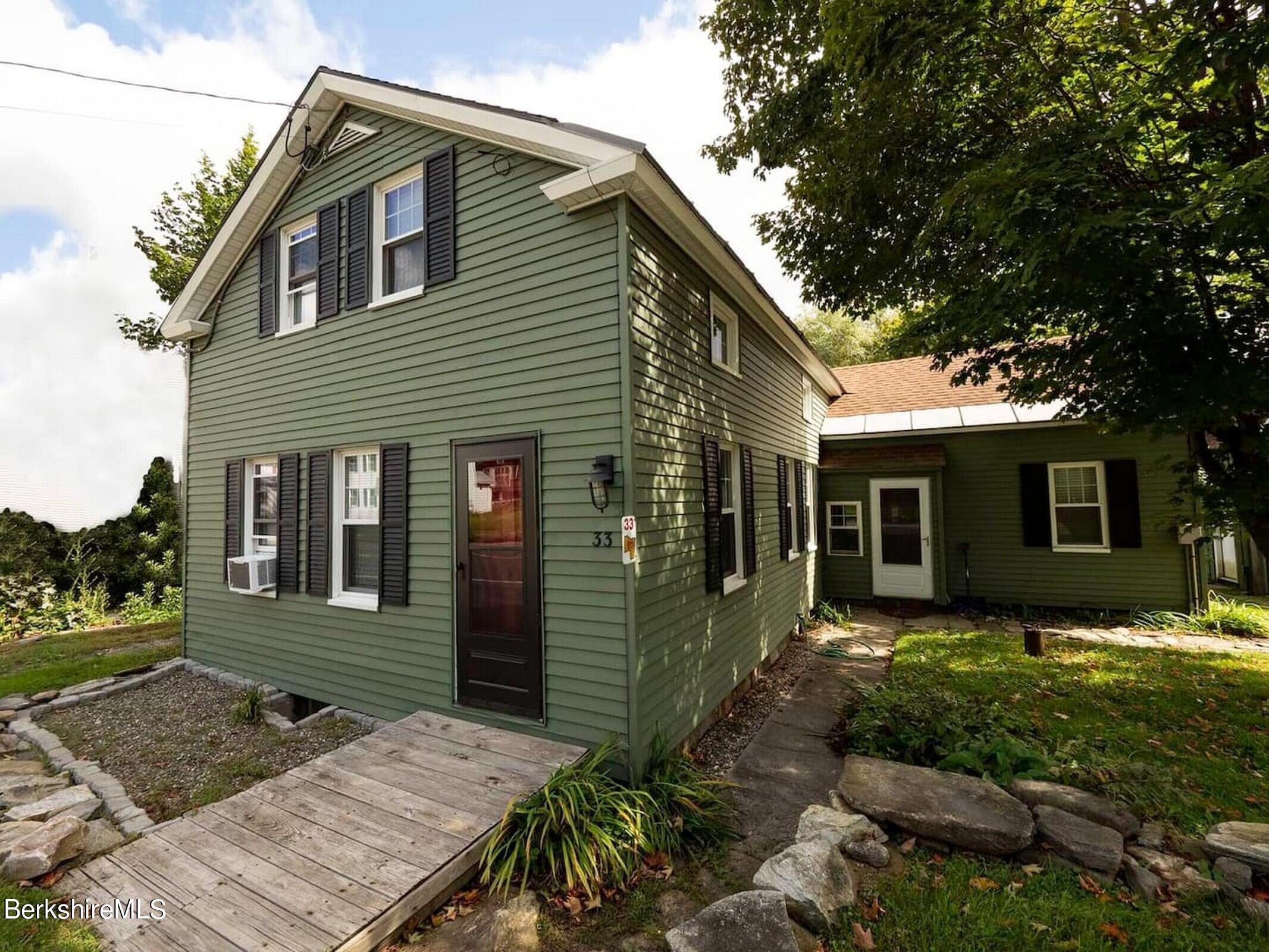33 South Main Rd
