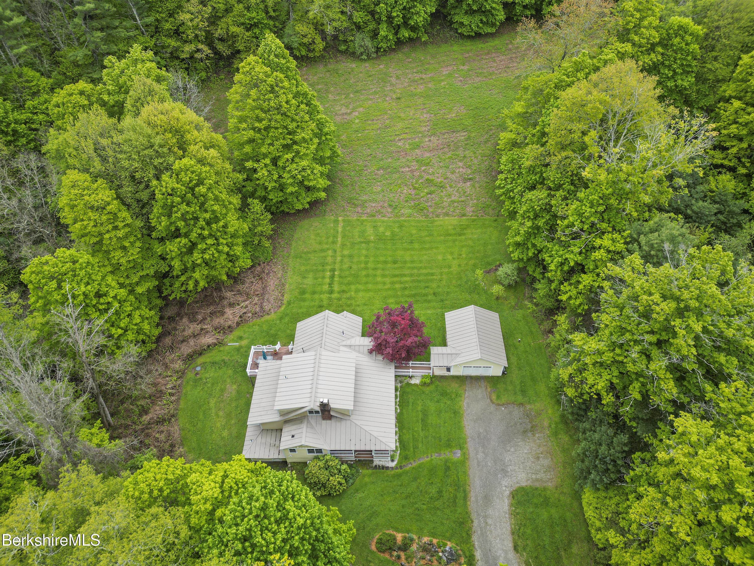 9 Prospect Lake Rd