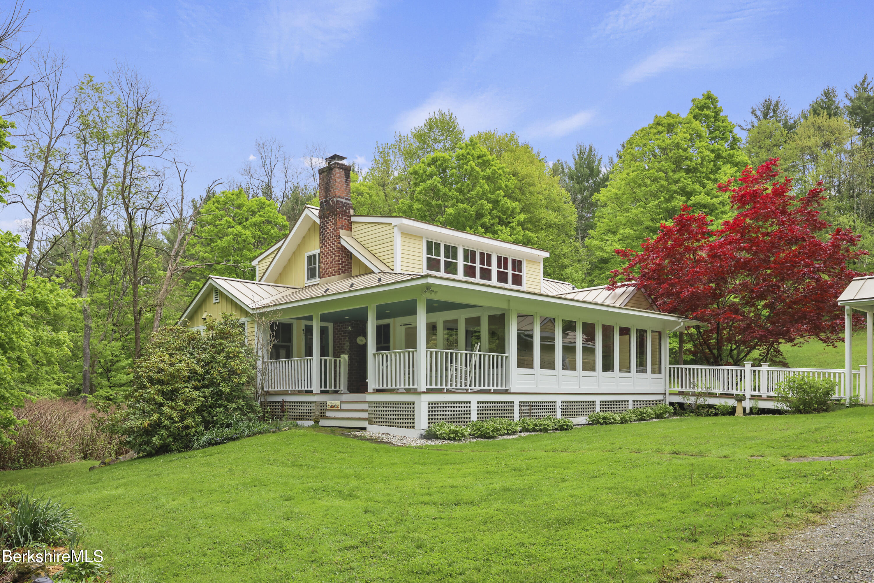 9 Prospect Lake Rd