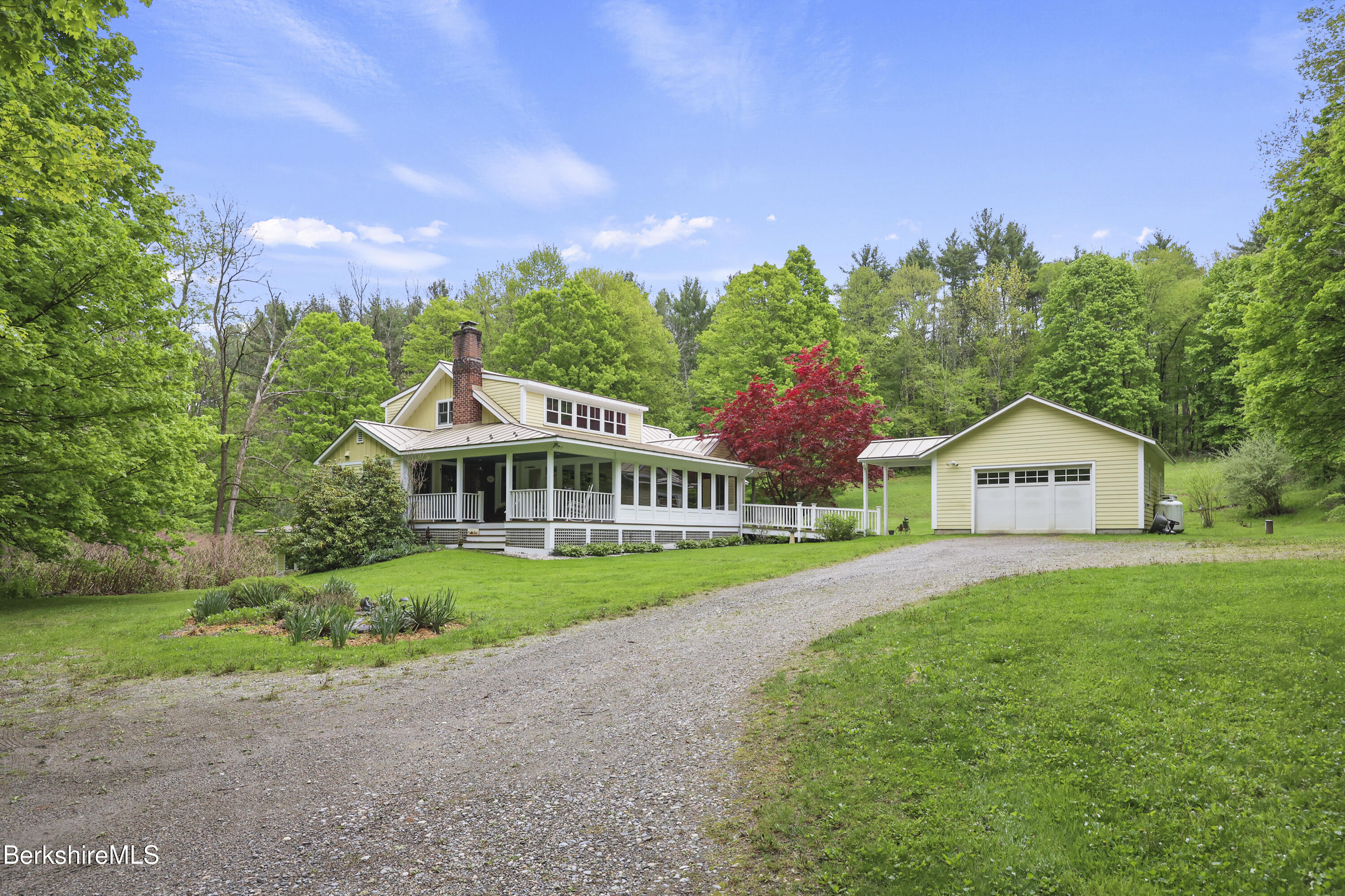 9 Prospect Lake Rd