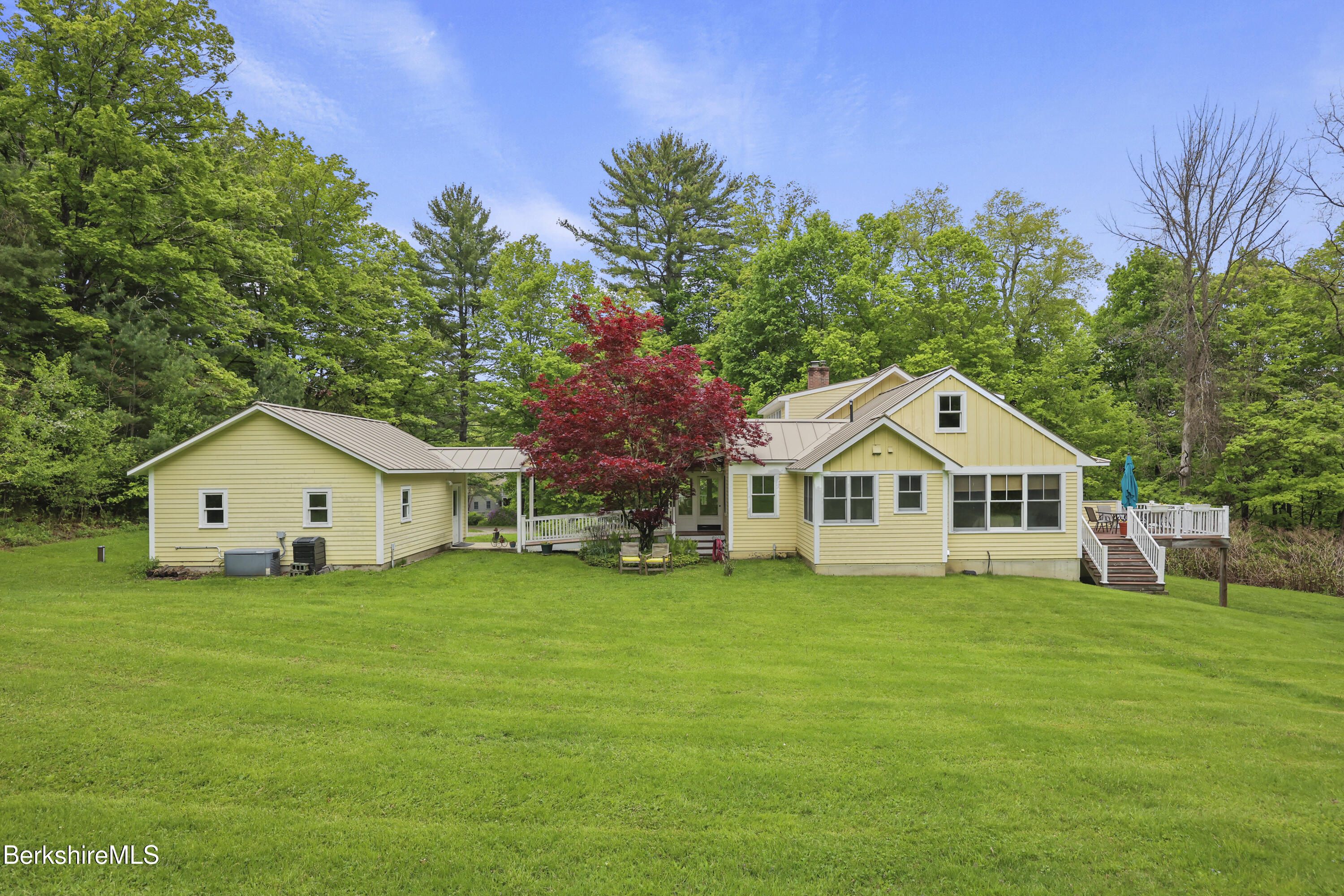 9 Prospect Lake Rd