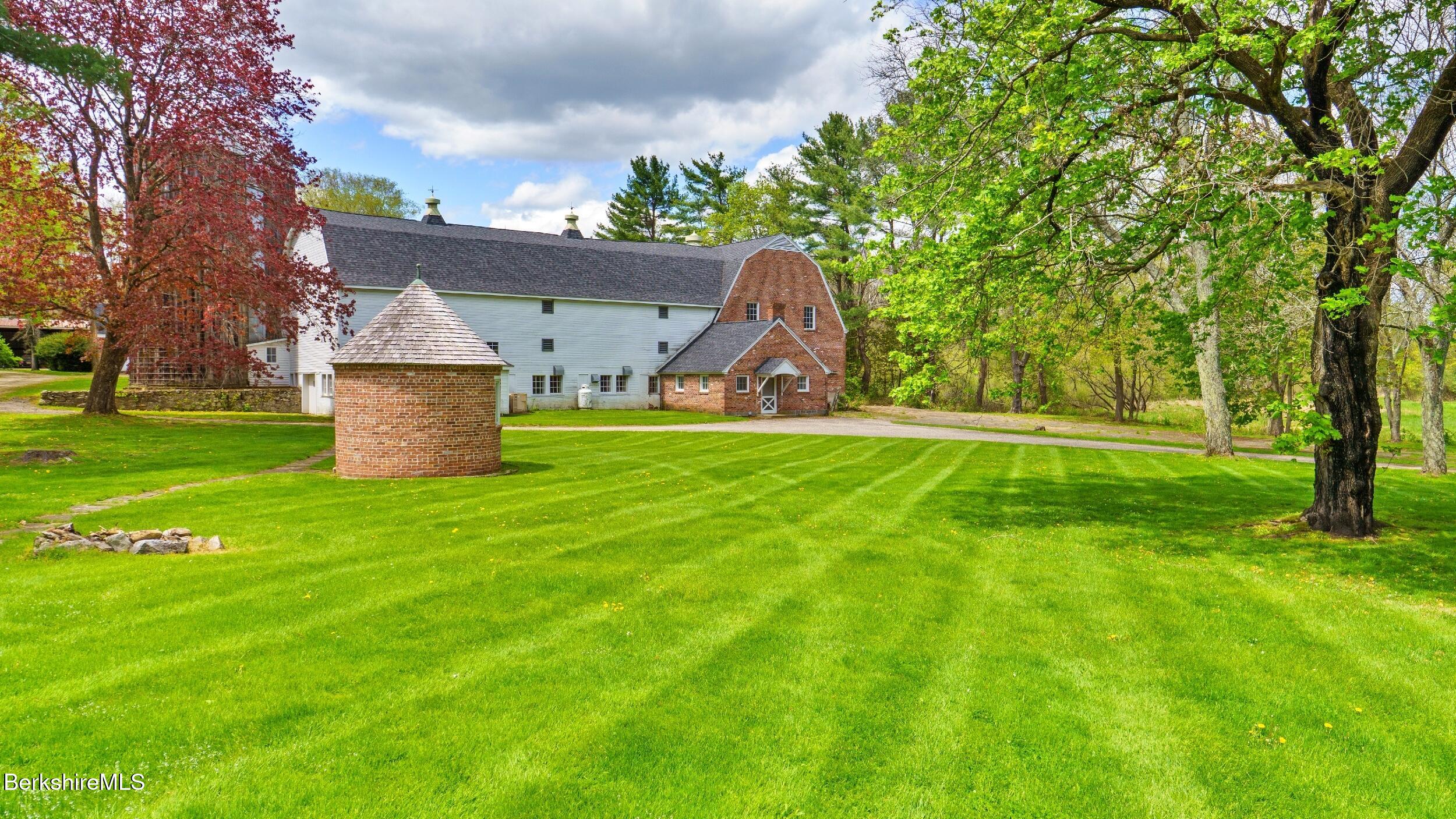 1779 Canaan Southfield Rd