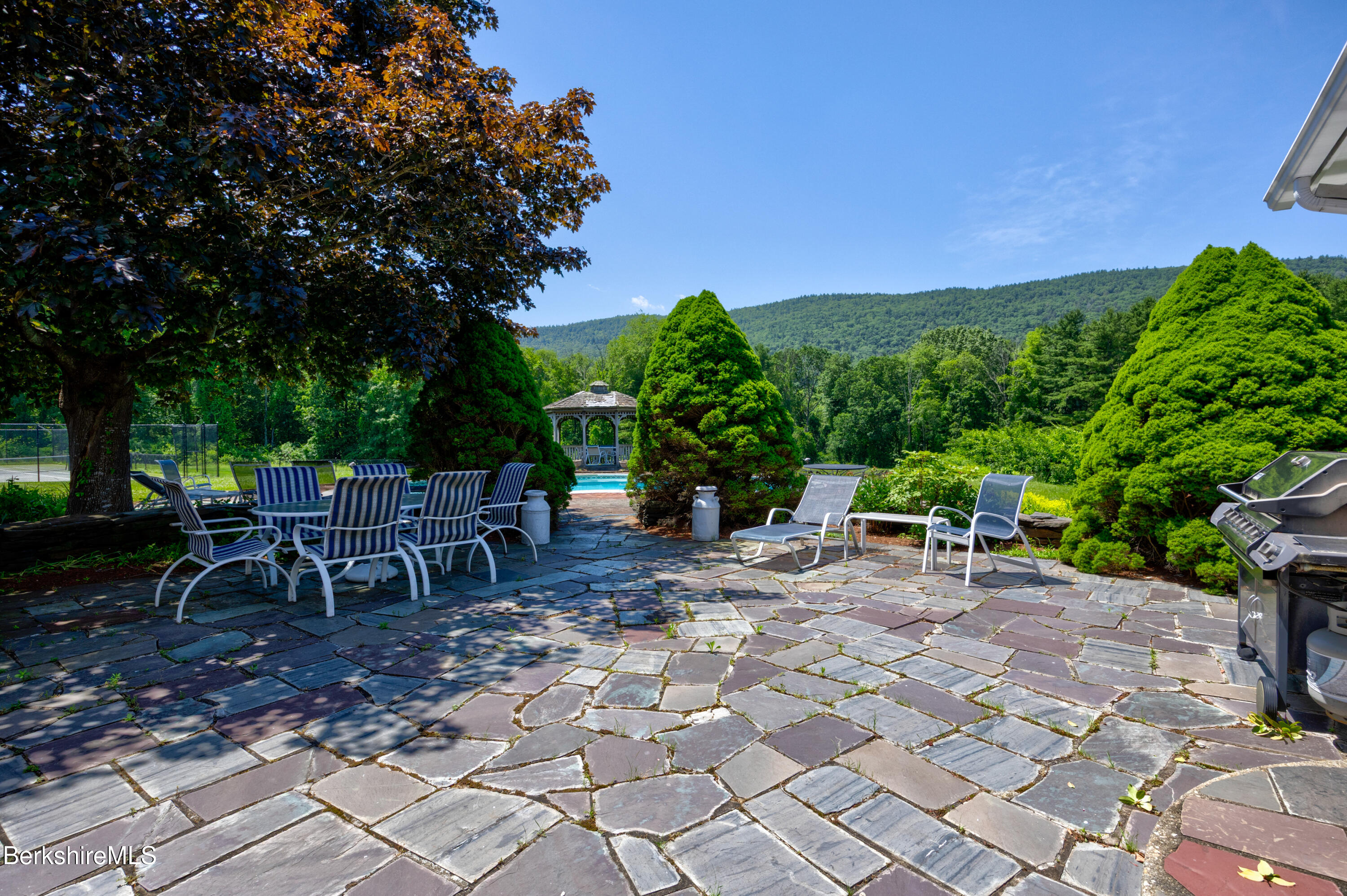 84B Undermountain Rd