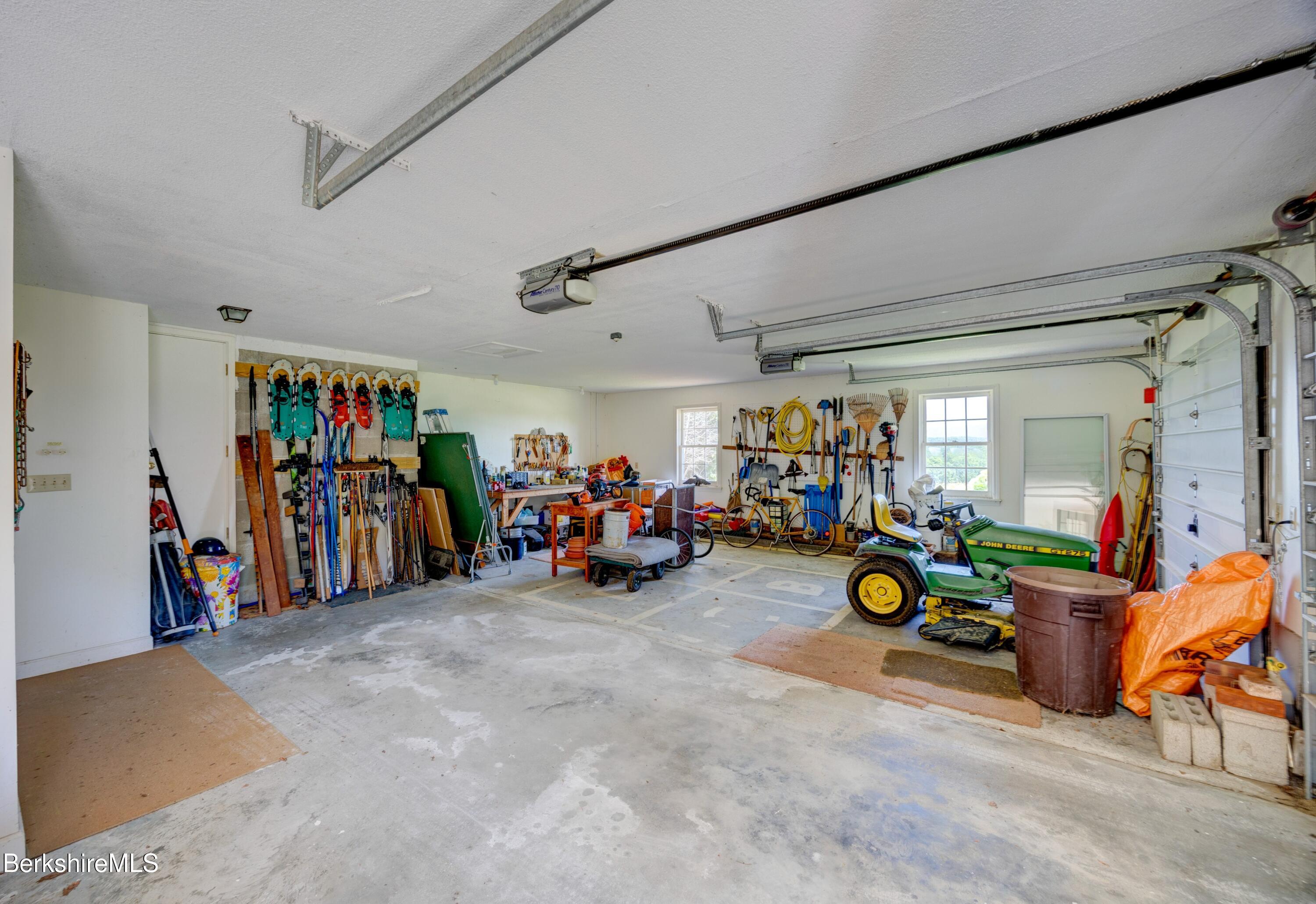 84B Undermountain Rd