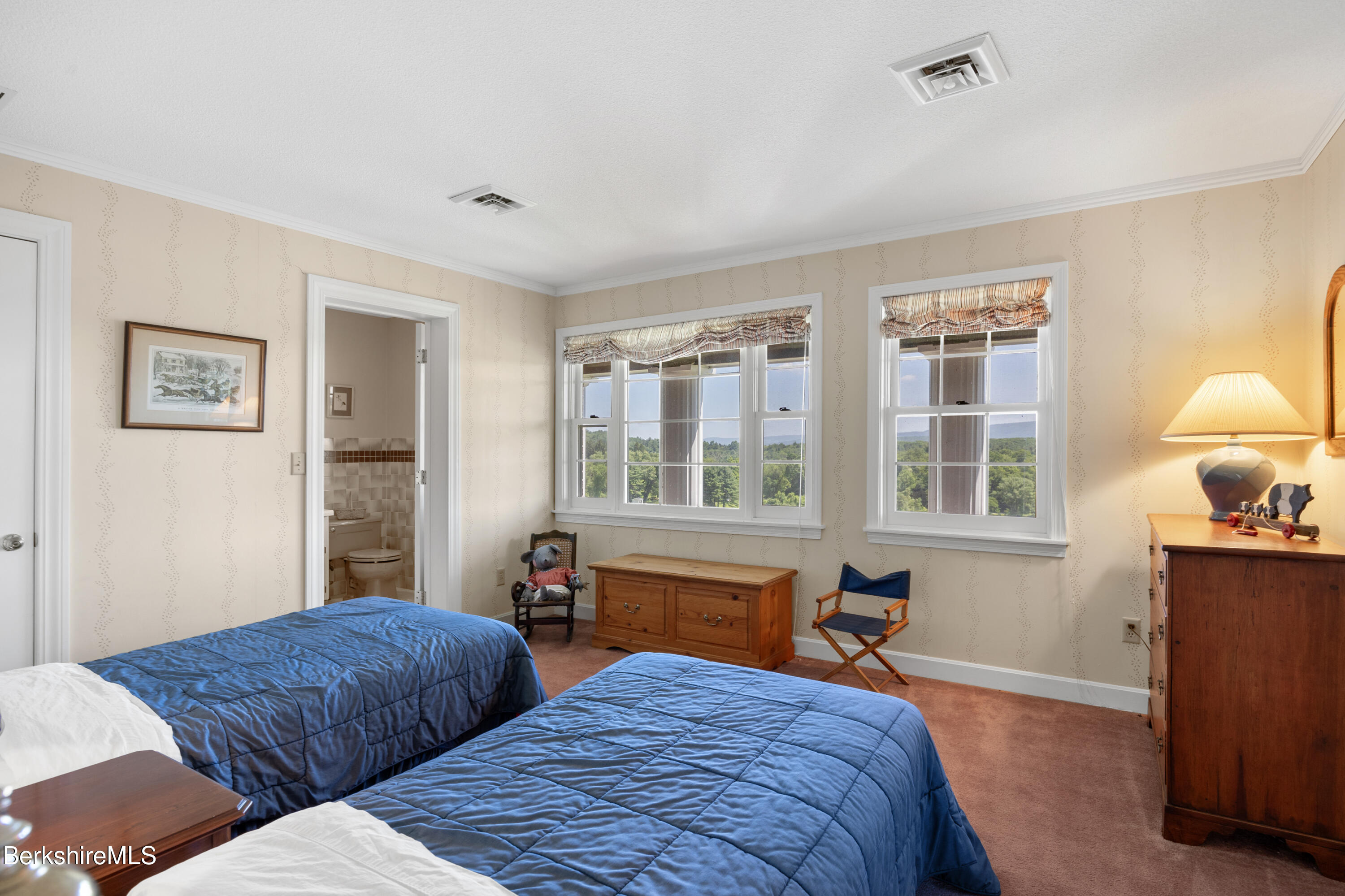 84B Undermountain Rd