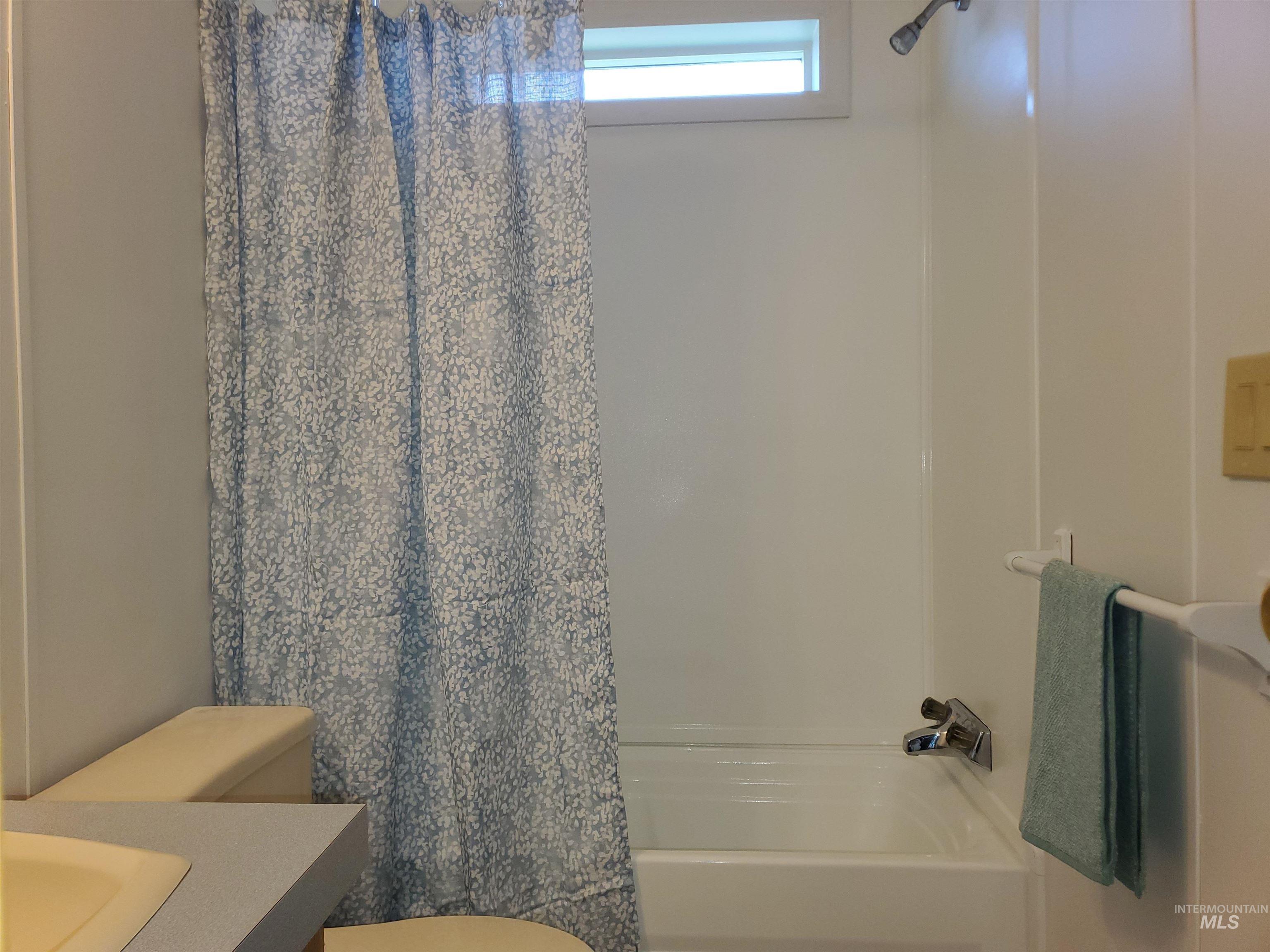 5015 E Ustick Rd # 98