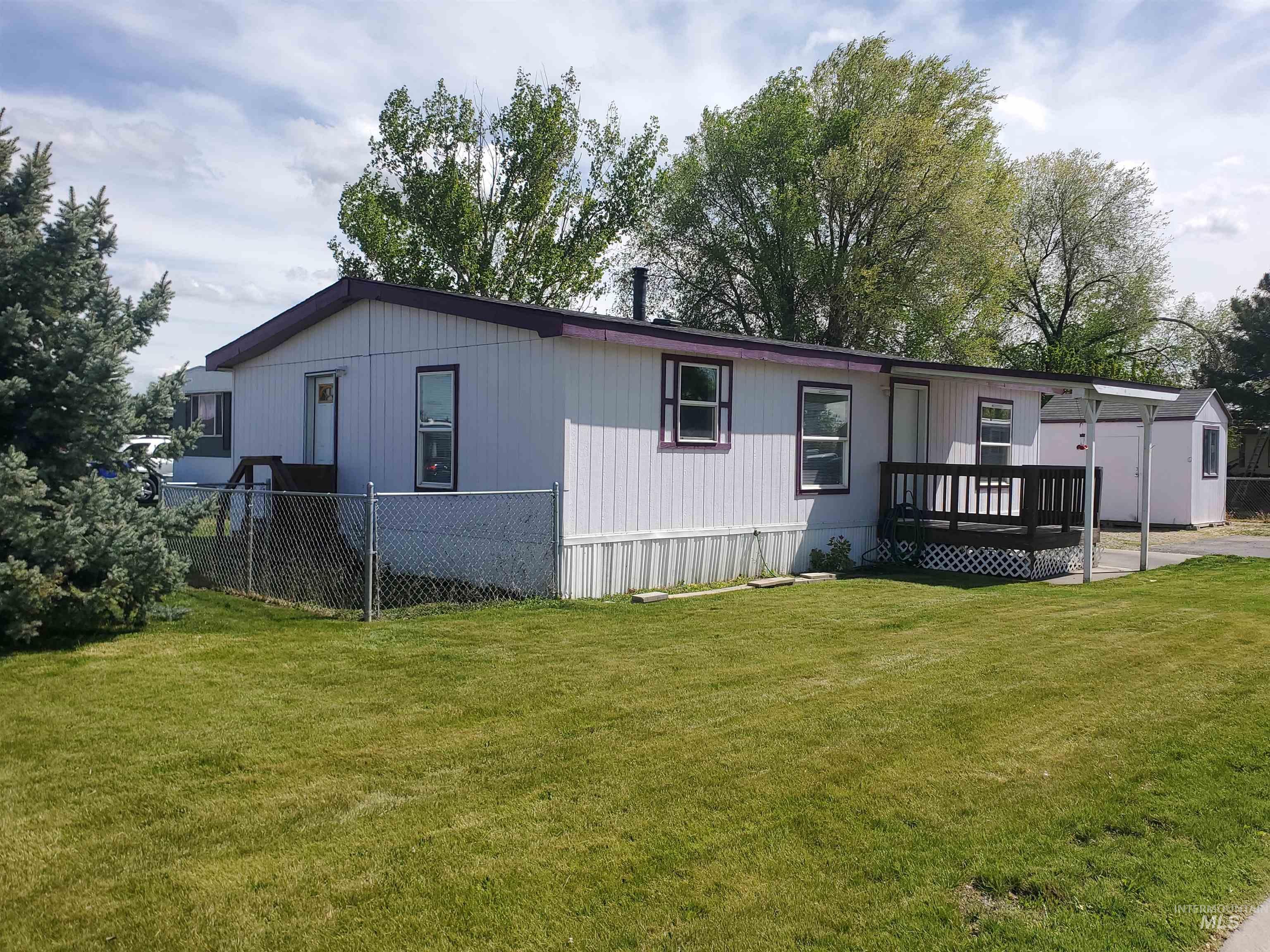 5015 E Ustick Rd # 98