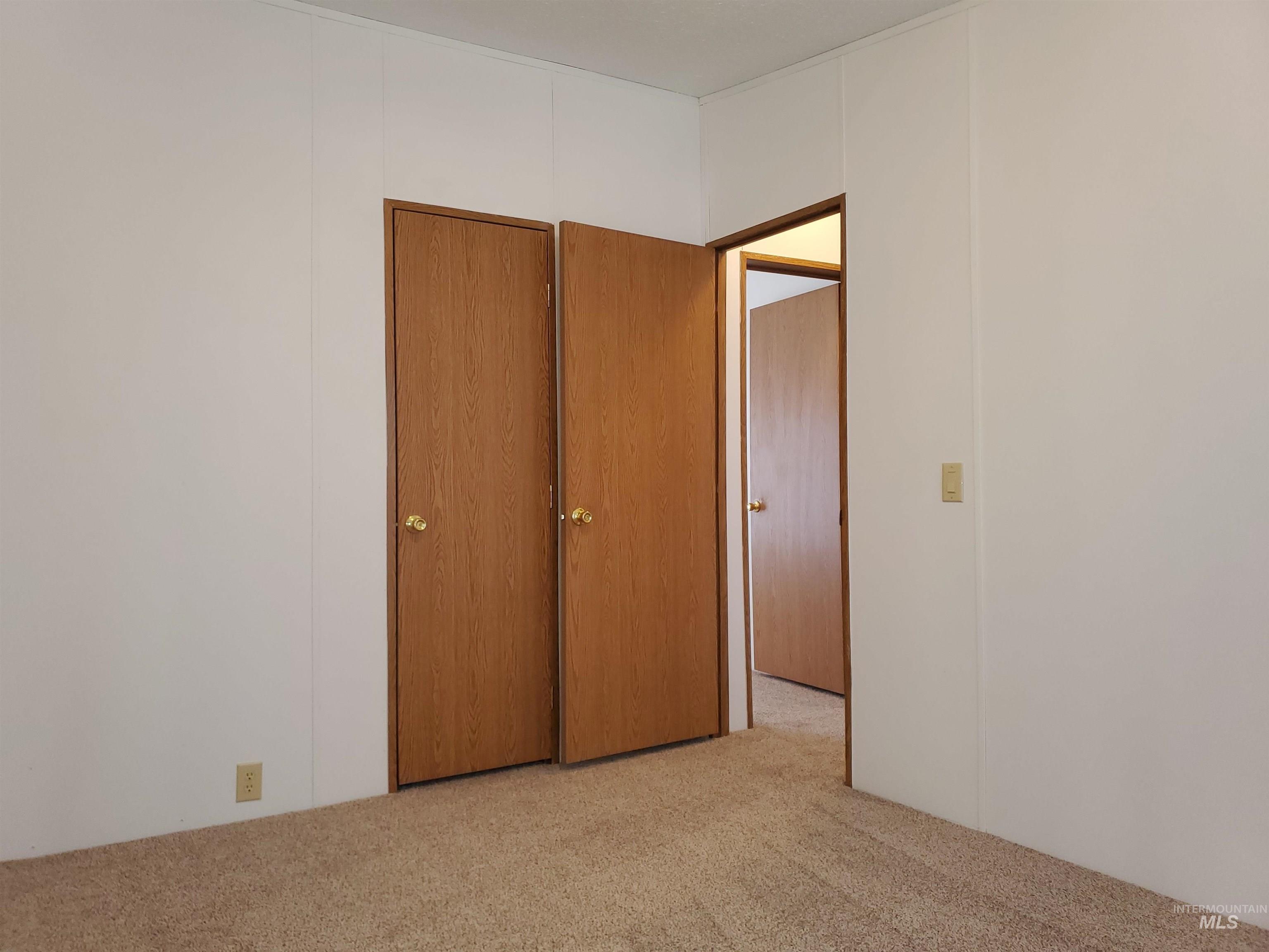 5015 E Ustick Rd # 98