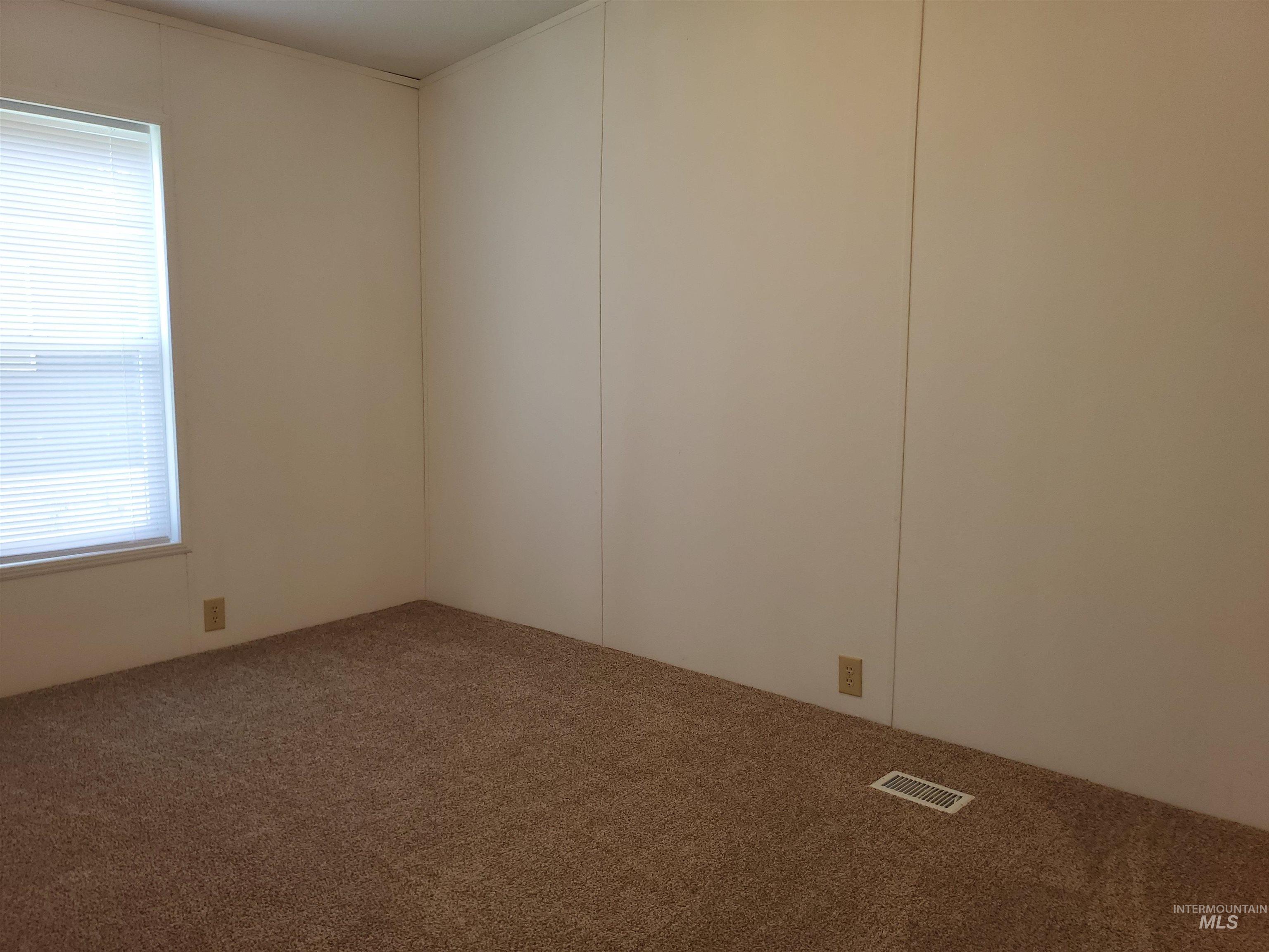 5015 E Ustick Rd # 98