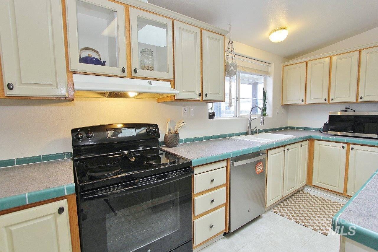 11410 W Hawkins Ave.