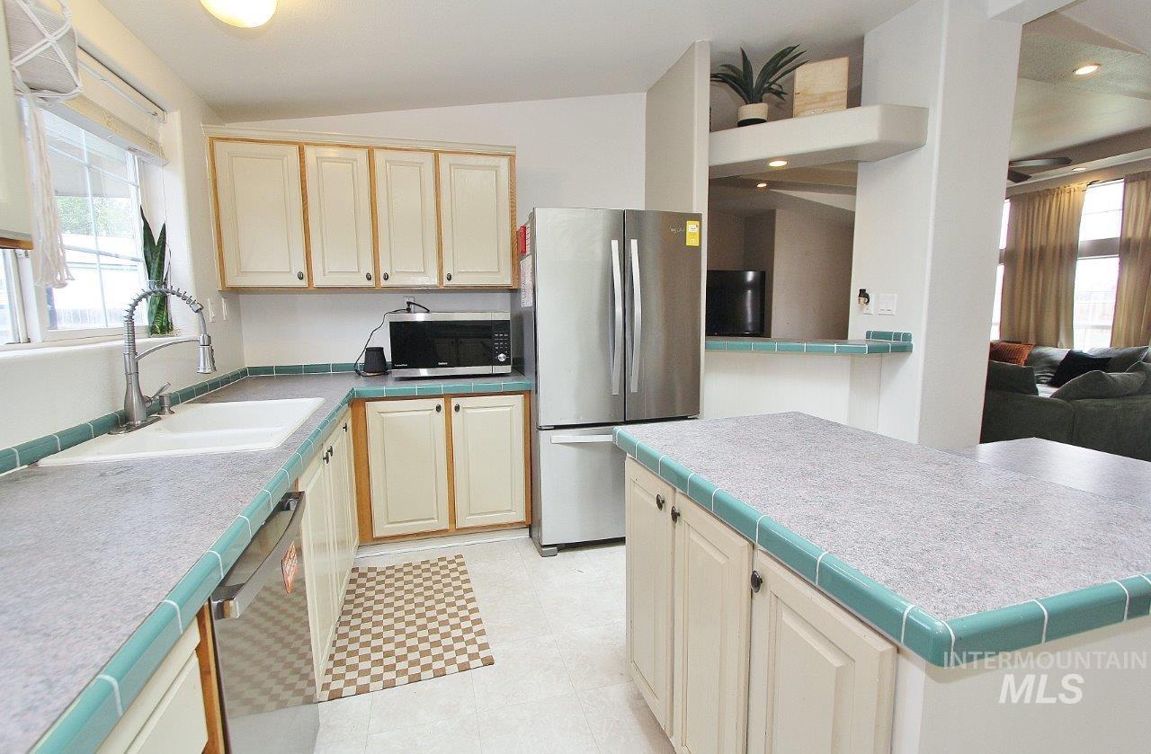 11410 W Hawkins Ave.