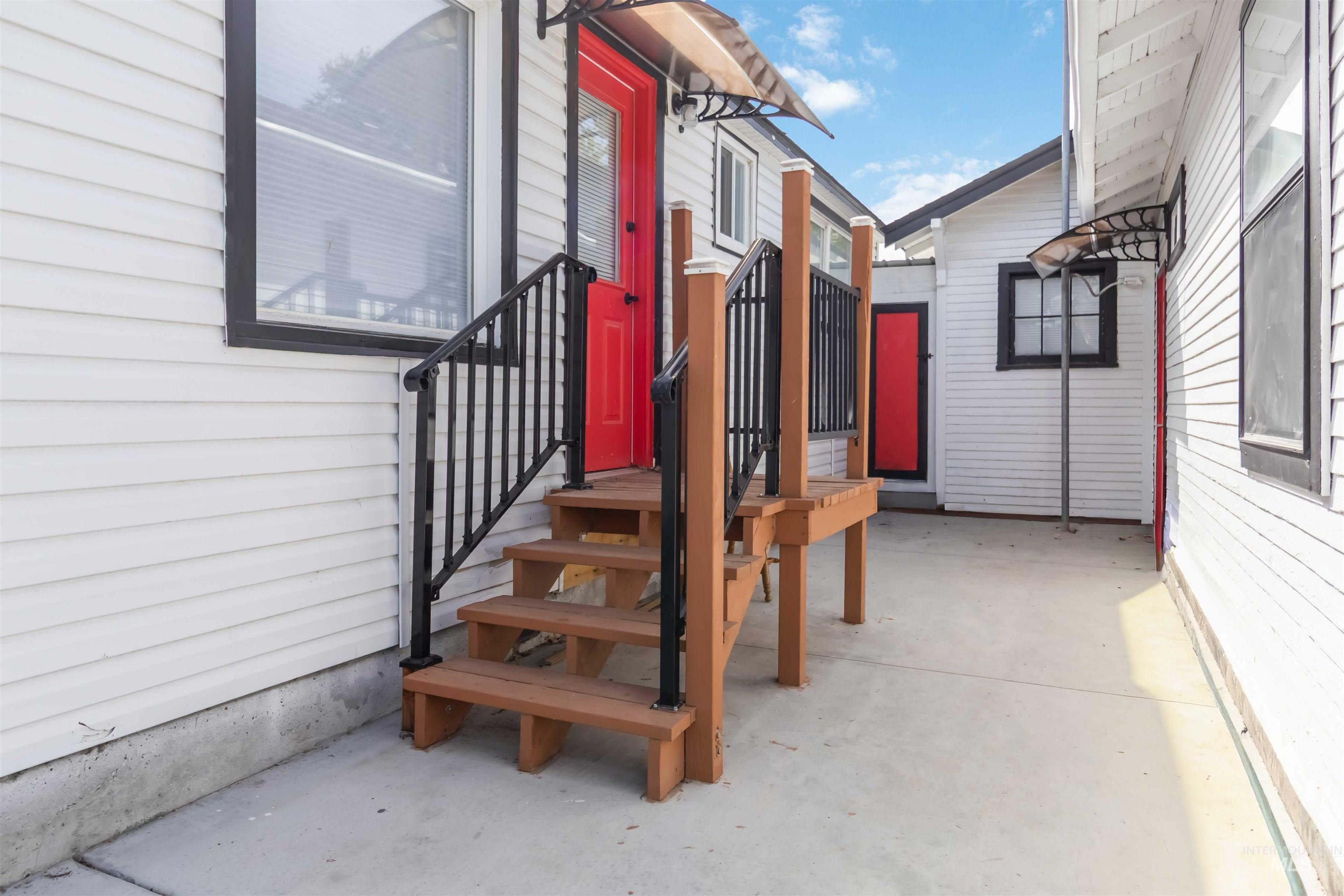 108 Morrison