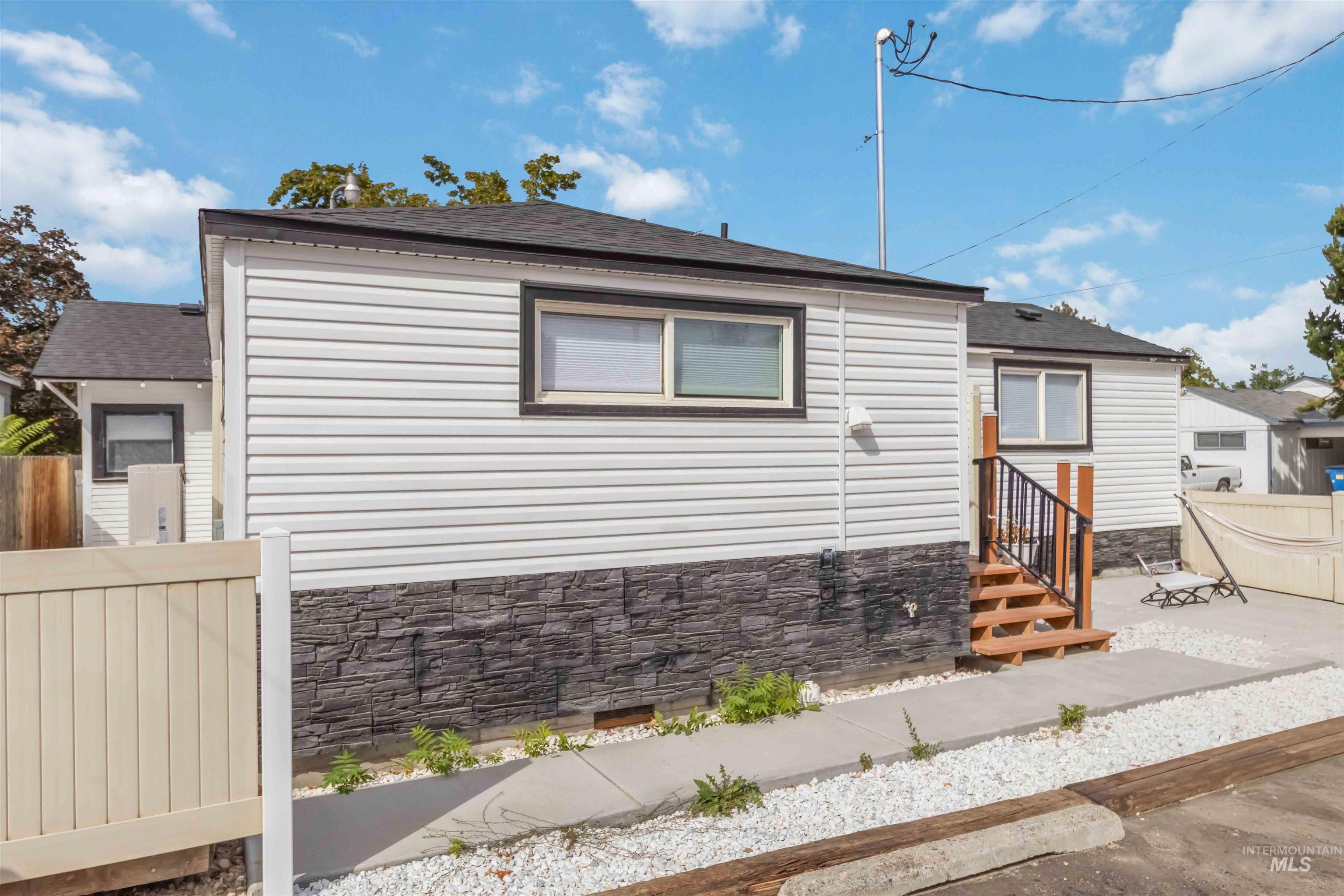 108 Morrison
