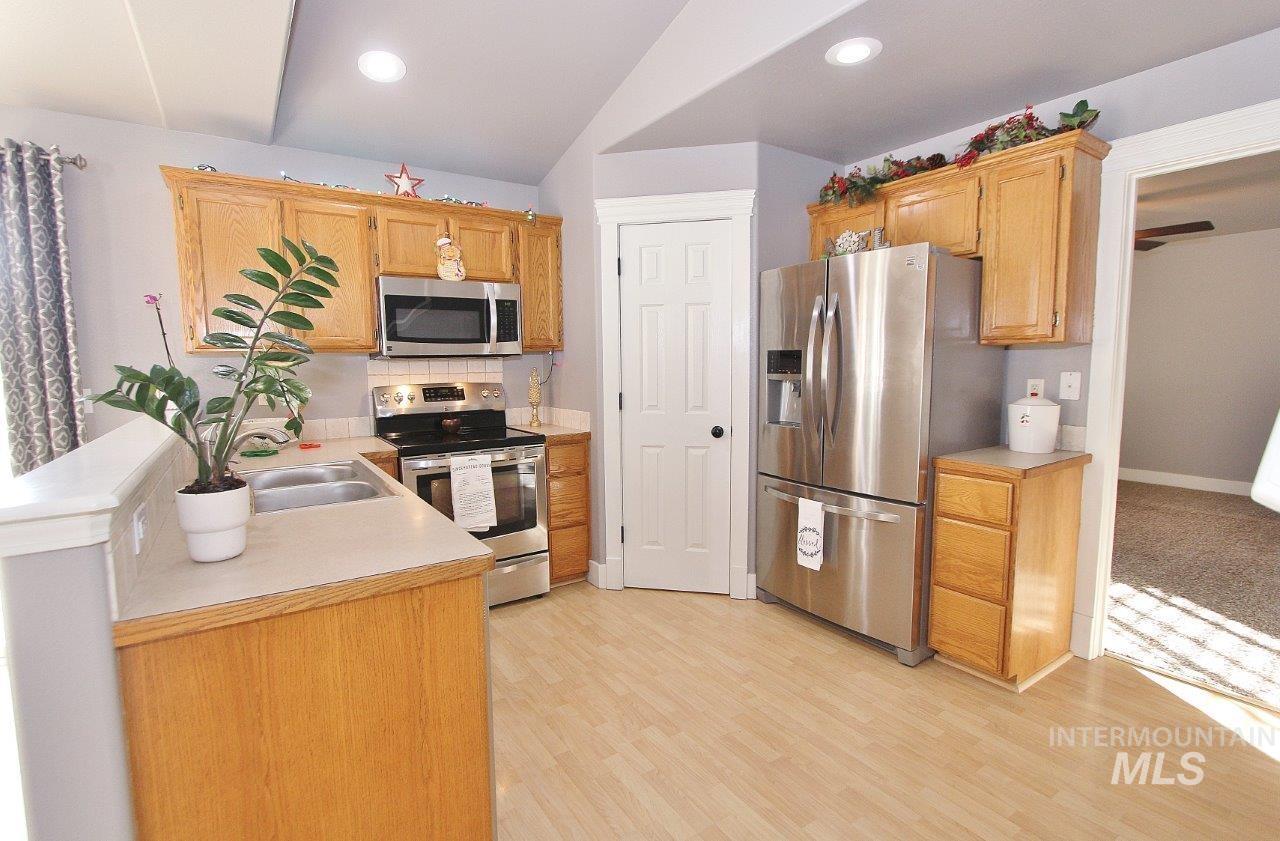 16928 N Chelford Loop