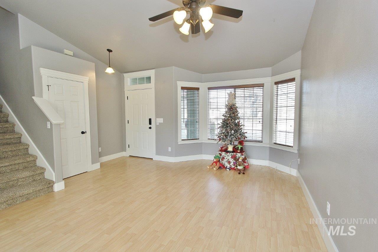 16928 N Chelford Loop