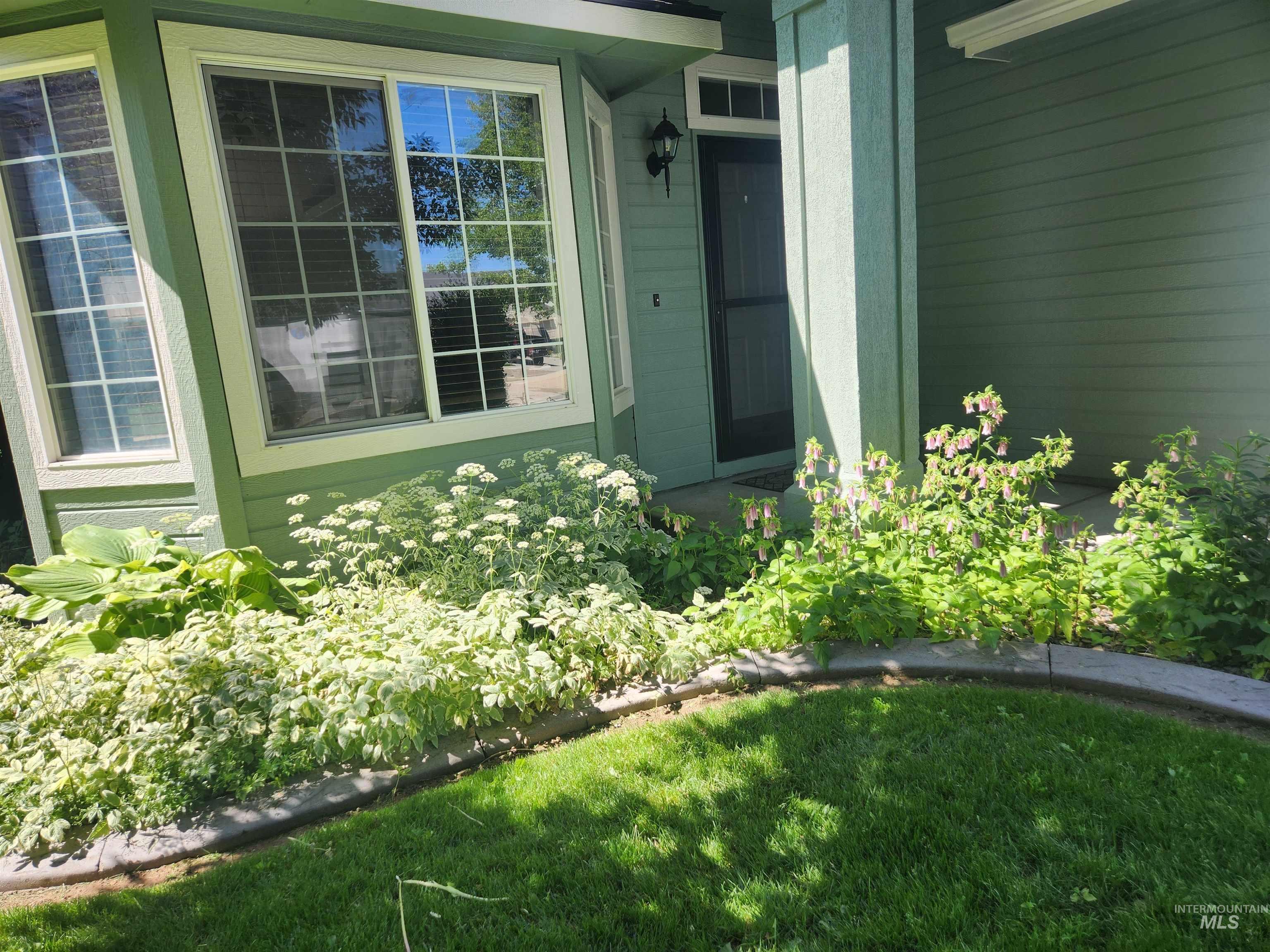 16928 N Chelford Loop