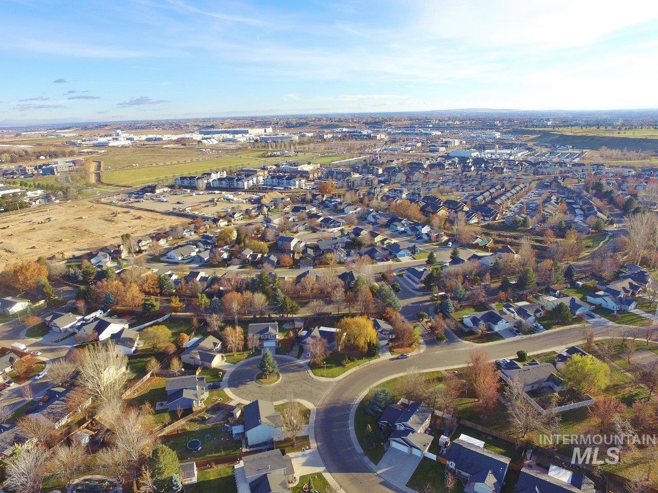 16928 N Chelford Loop