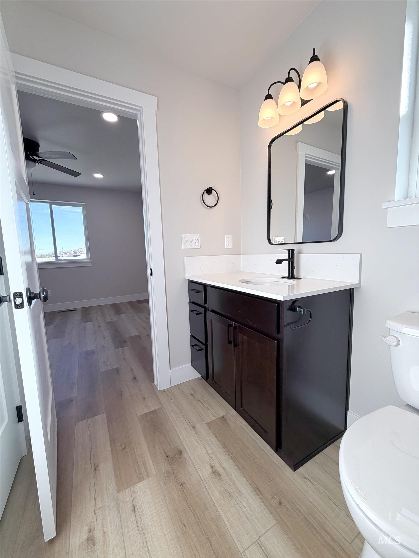 TBD Lot 8 H Oregon Ave