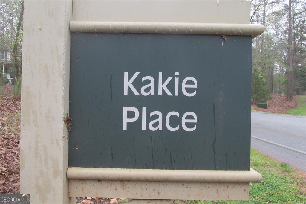 1000 Kakie Place