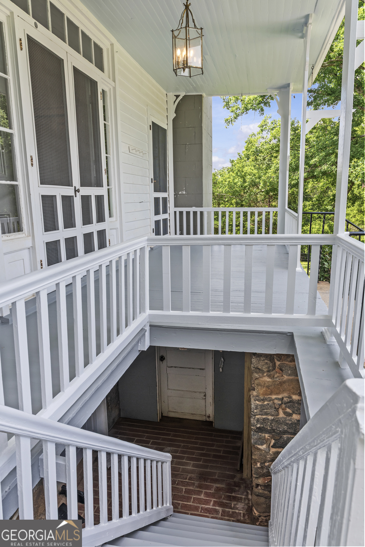 403 Stewart Farm Road