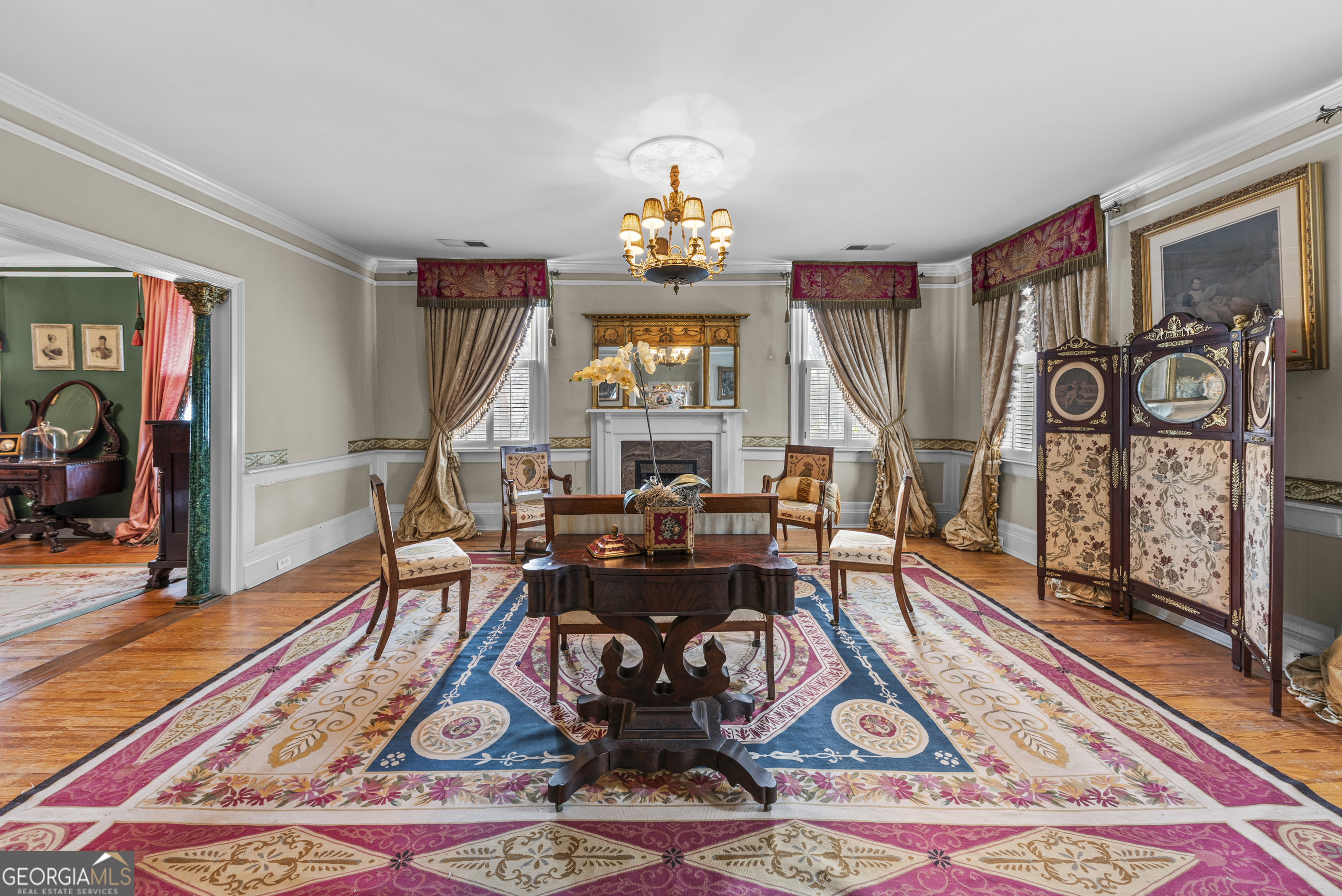 1155 Floyd Street NE