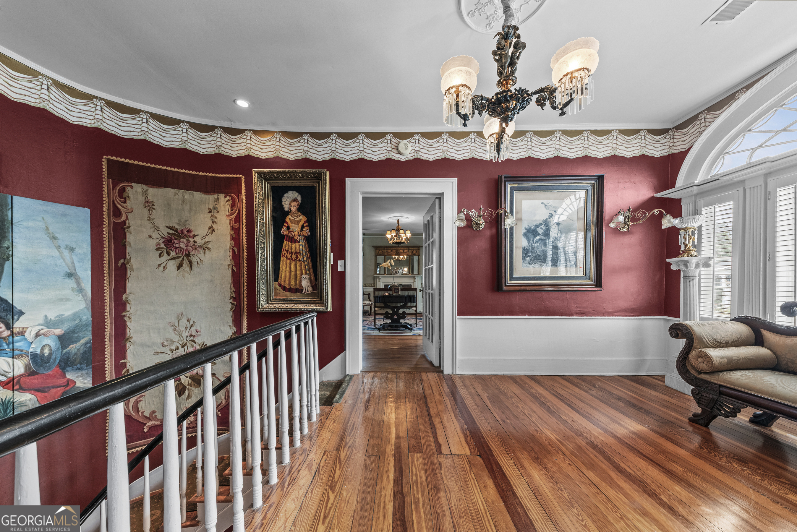 1155 Floyd Street NE