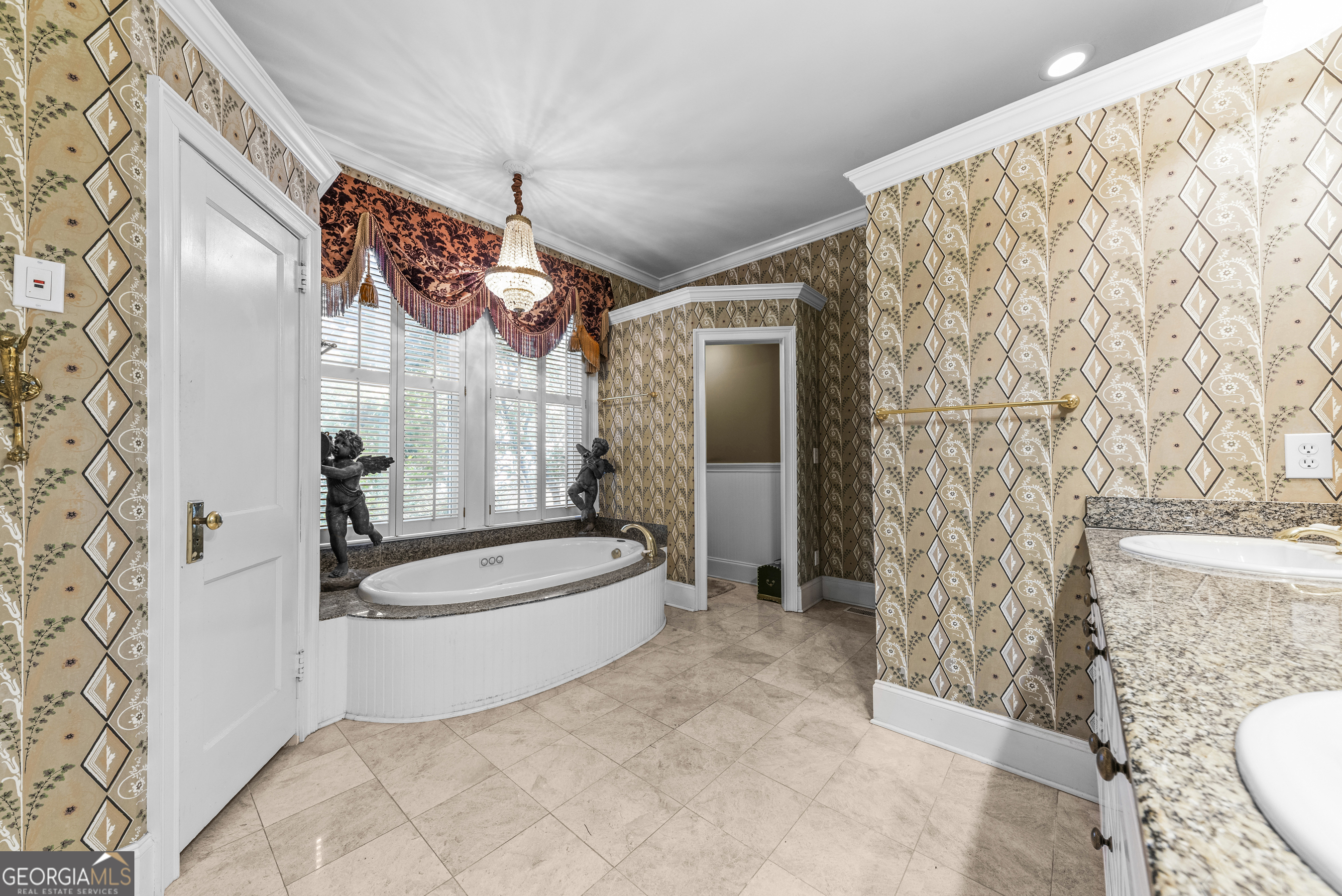 1155 Floyd Street NE