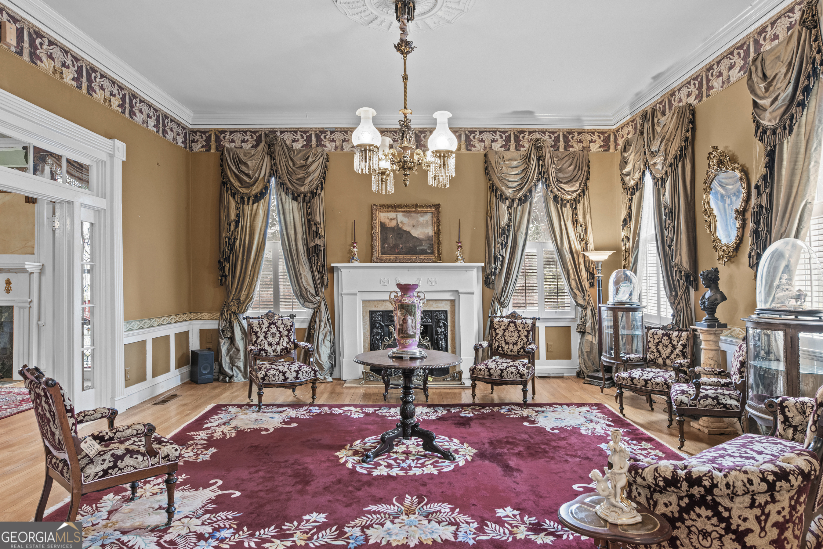 1155 Floyd Street NE