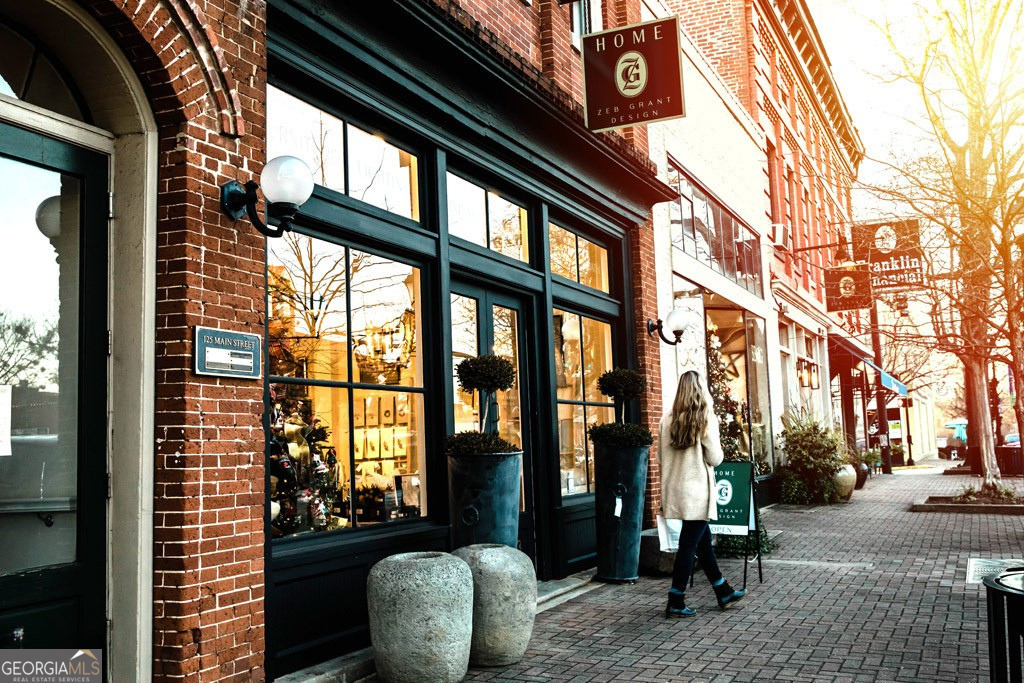 357 Main North Street