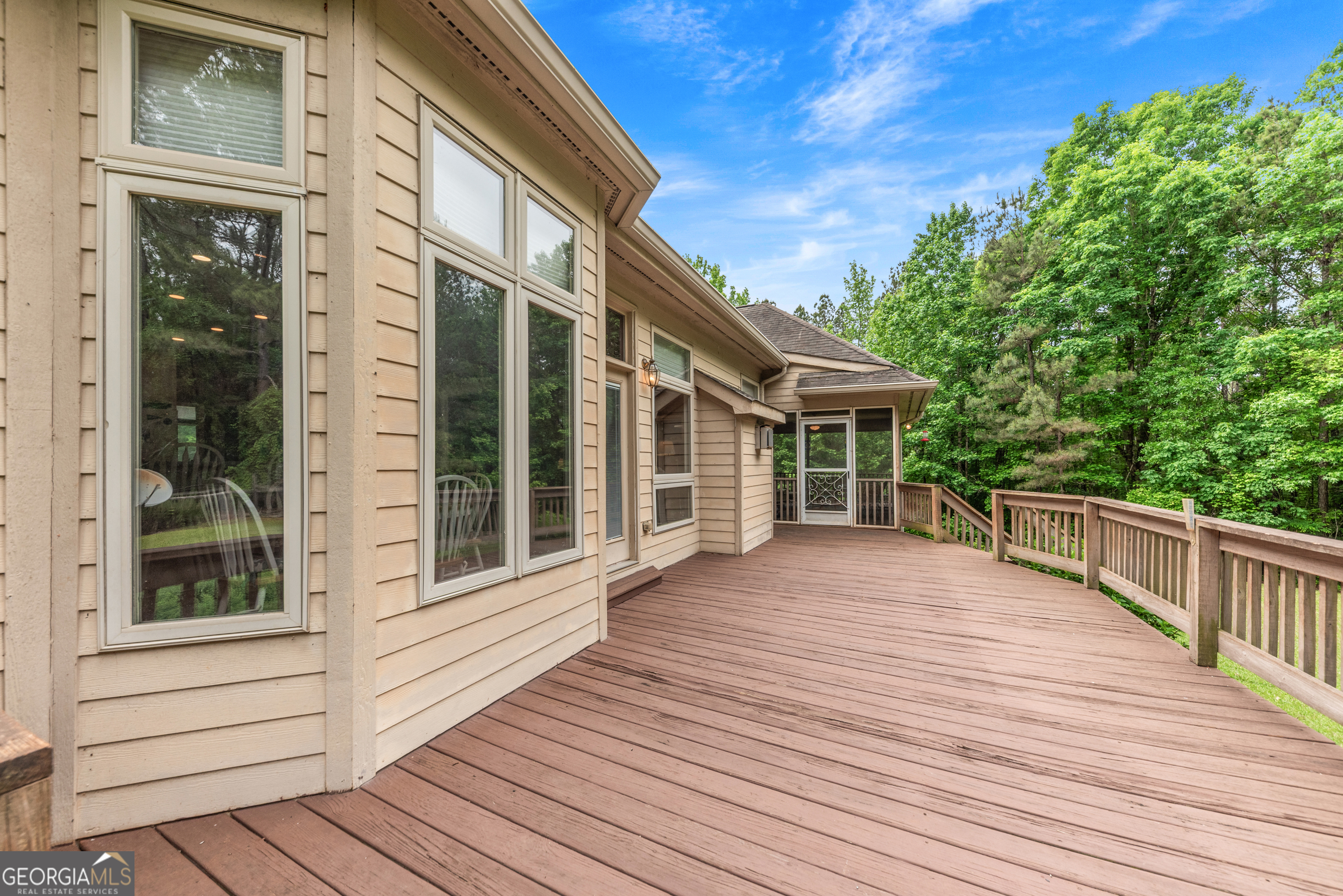 1370 Deerwood Drive