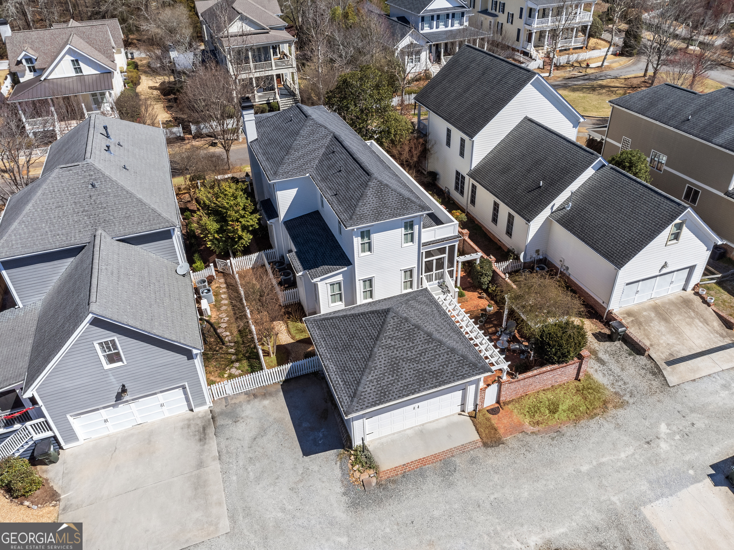 565 Sycamore Street