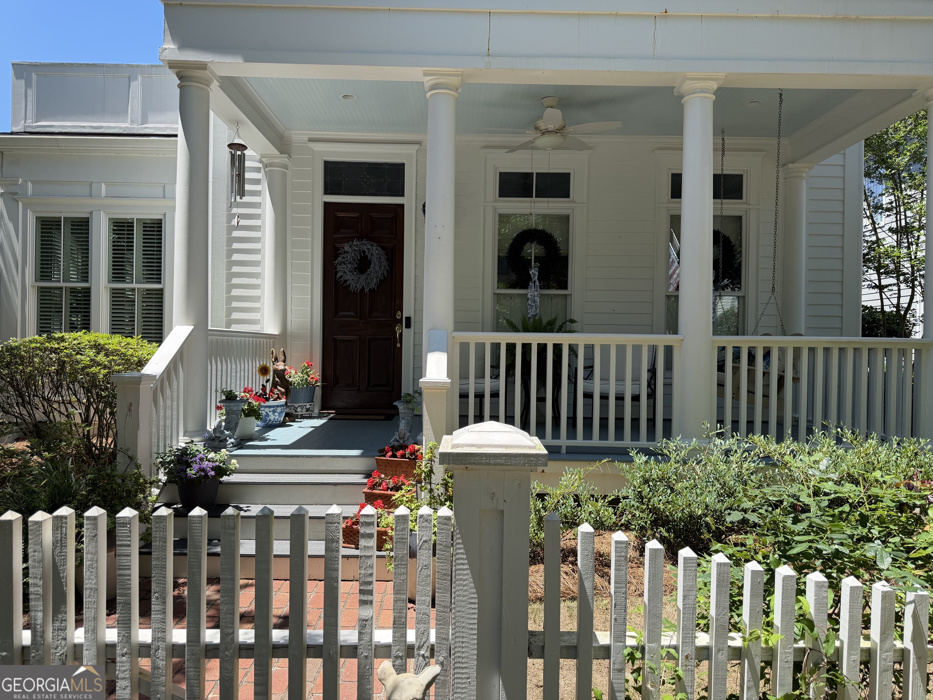 565 Sycamore Street
