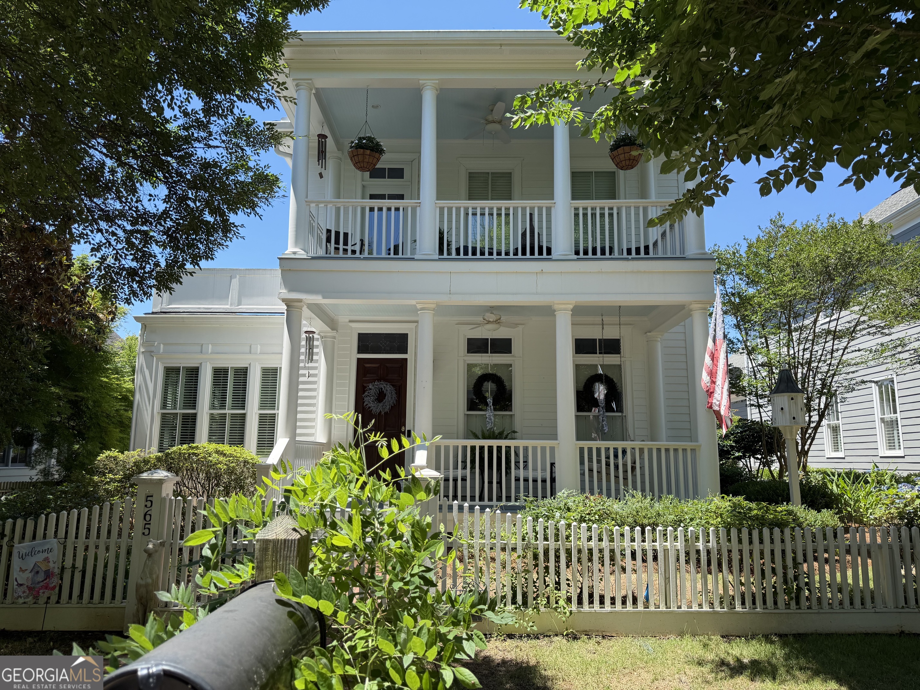 565 Sycamore Street