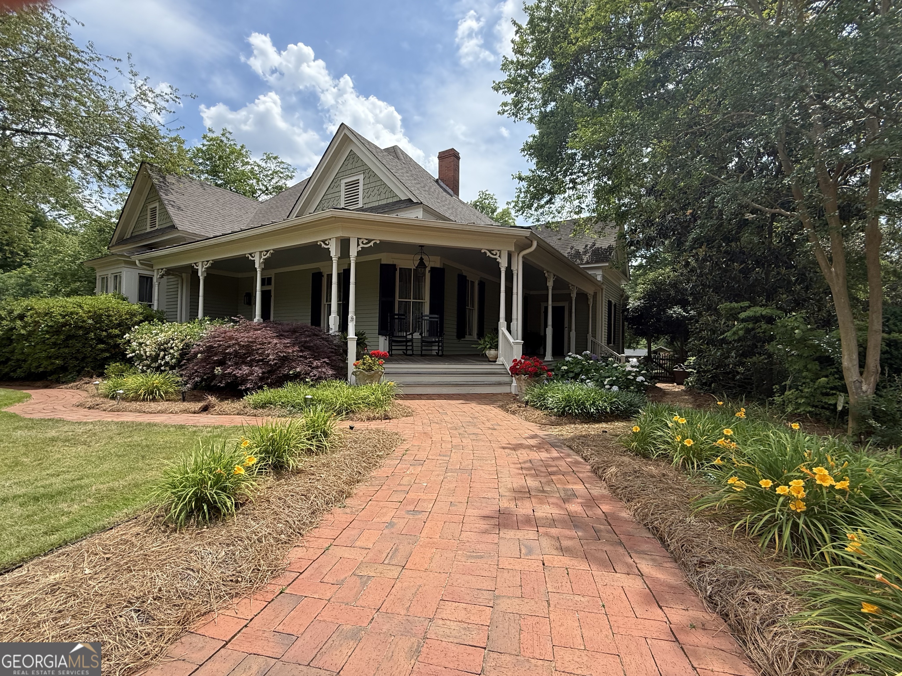 358 Pine Street