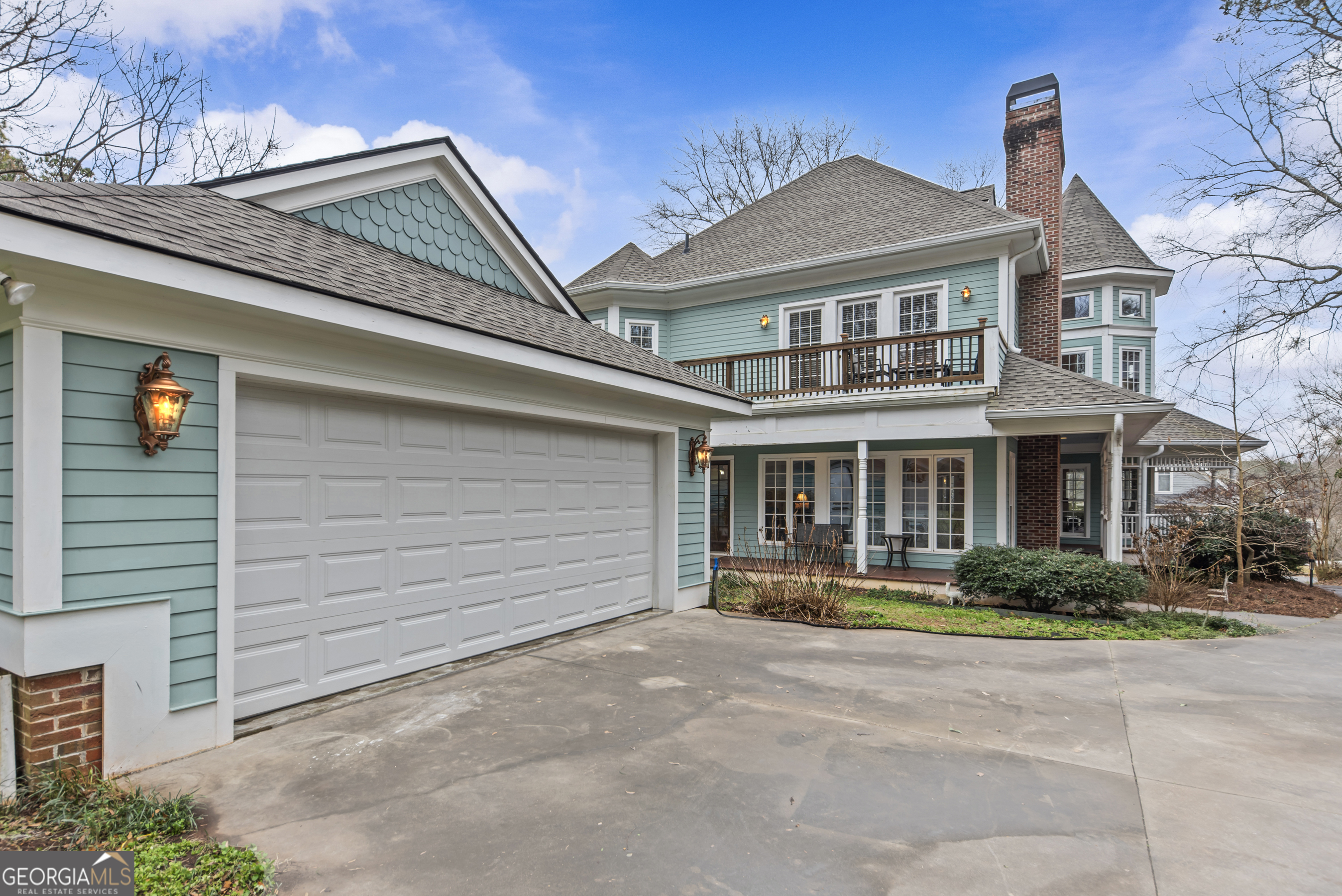 516 Hillside Road