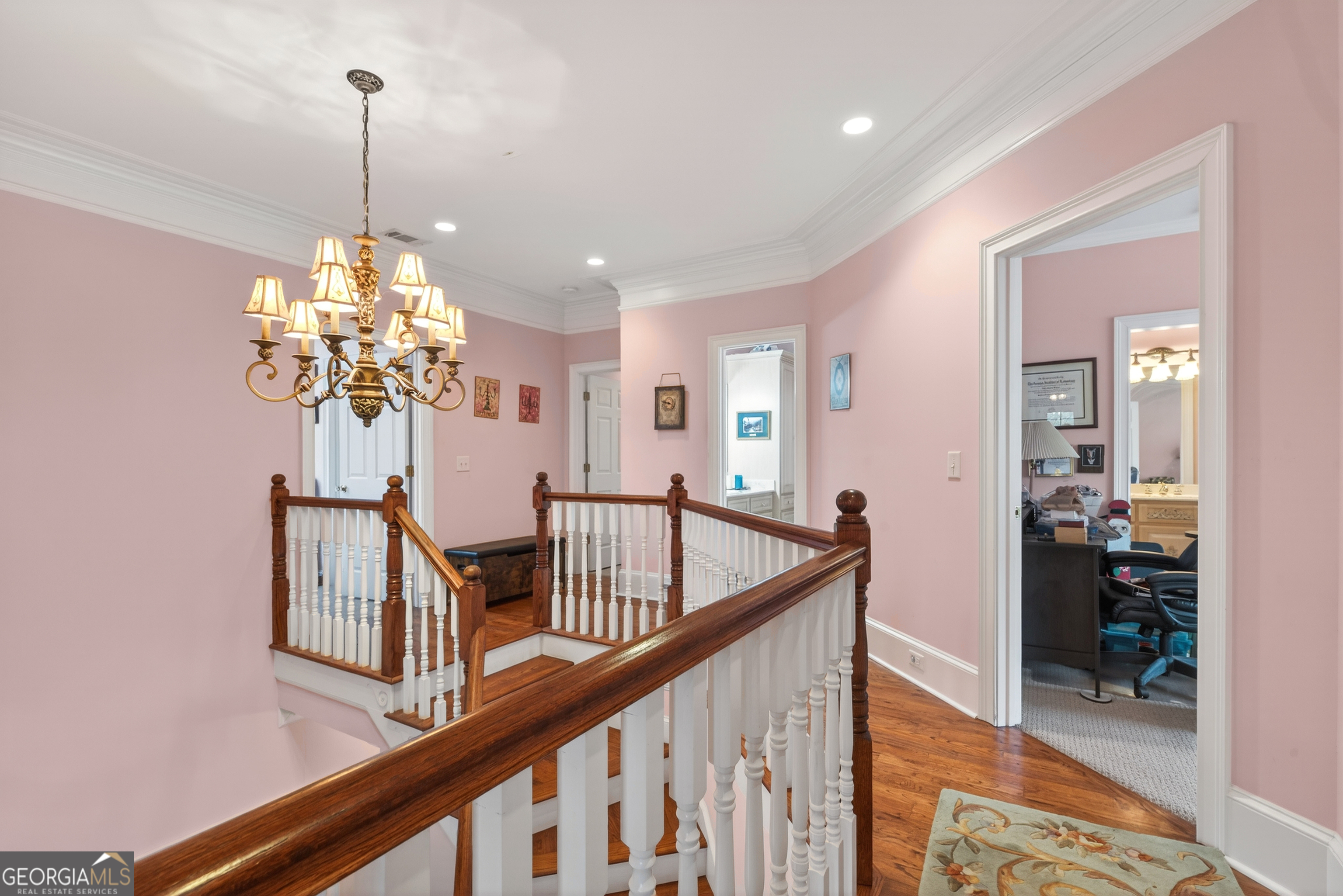 516 Hillside Road