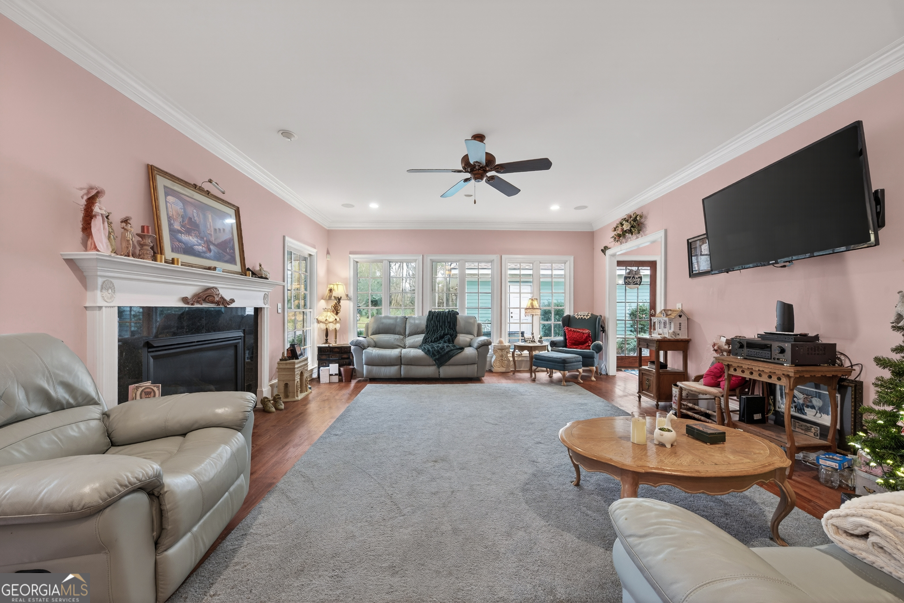 516 Hillside Road